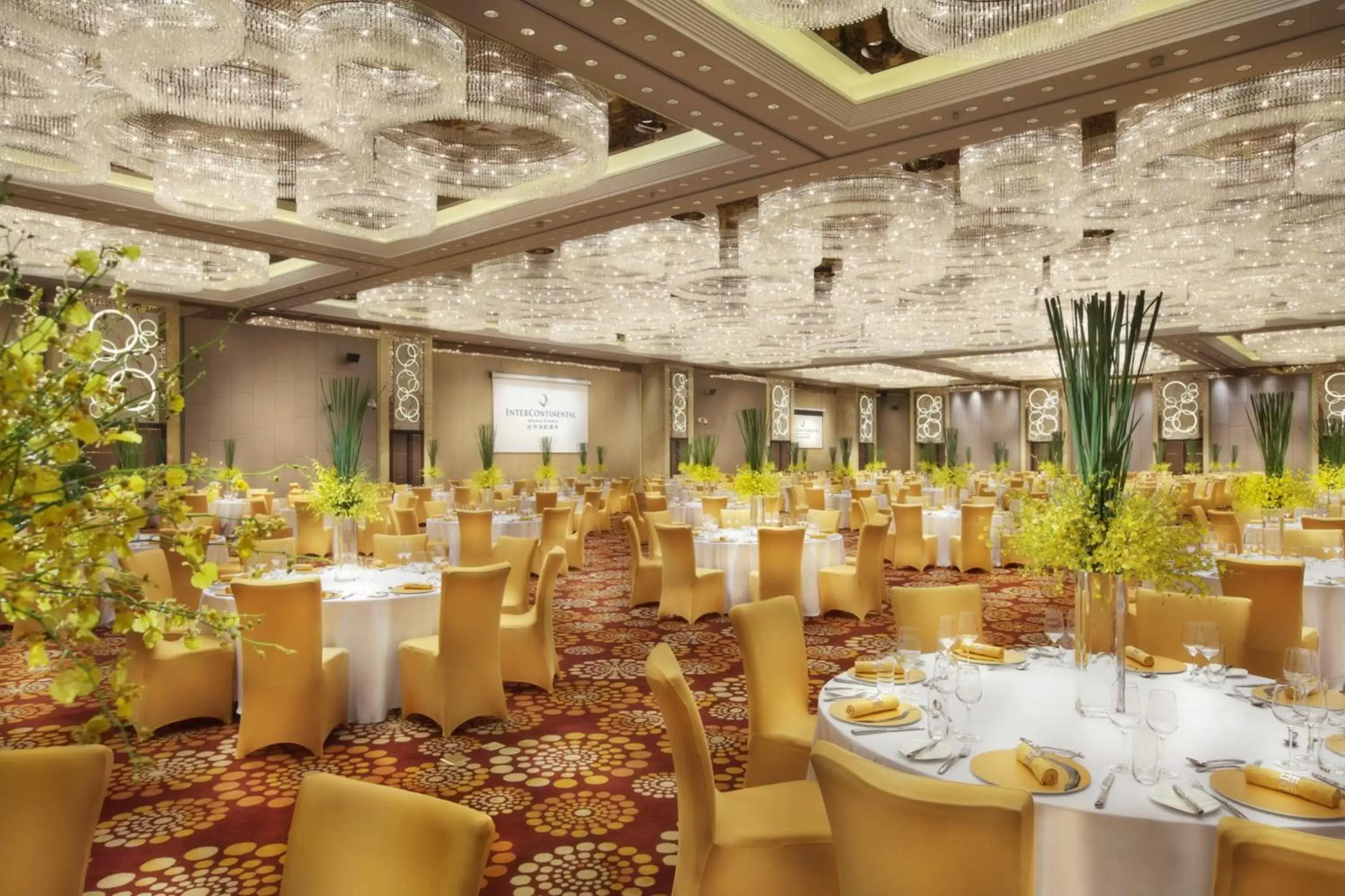 Meeting/conference room, Restaurant/Places to Eat in InterContinental Hangzhou, an IHG Hotel