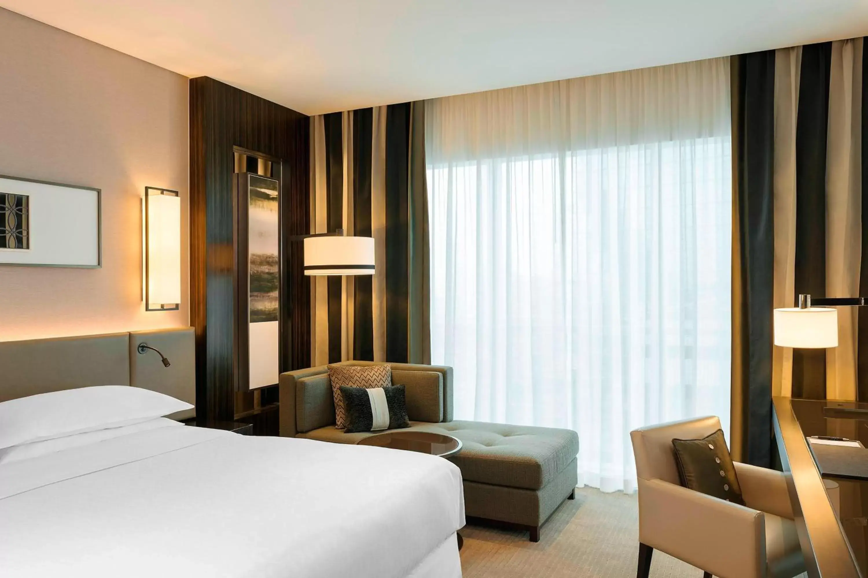 Photo of the whole room in Sheraton Grand Hotel, Dubai