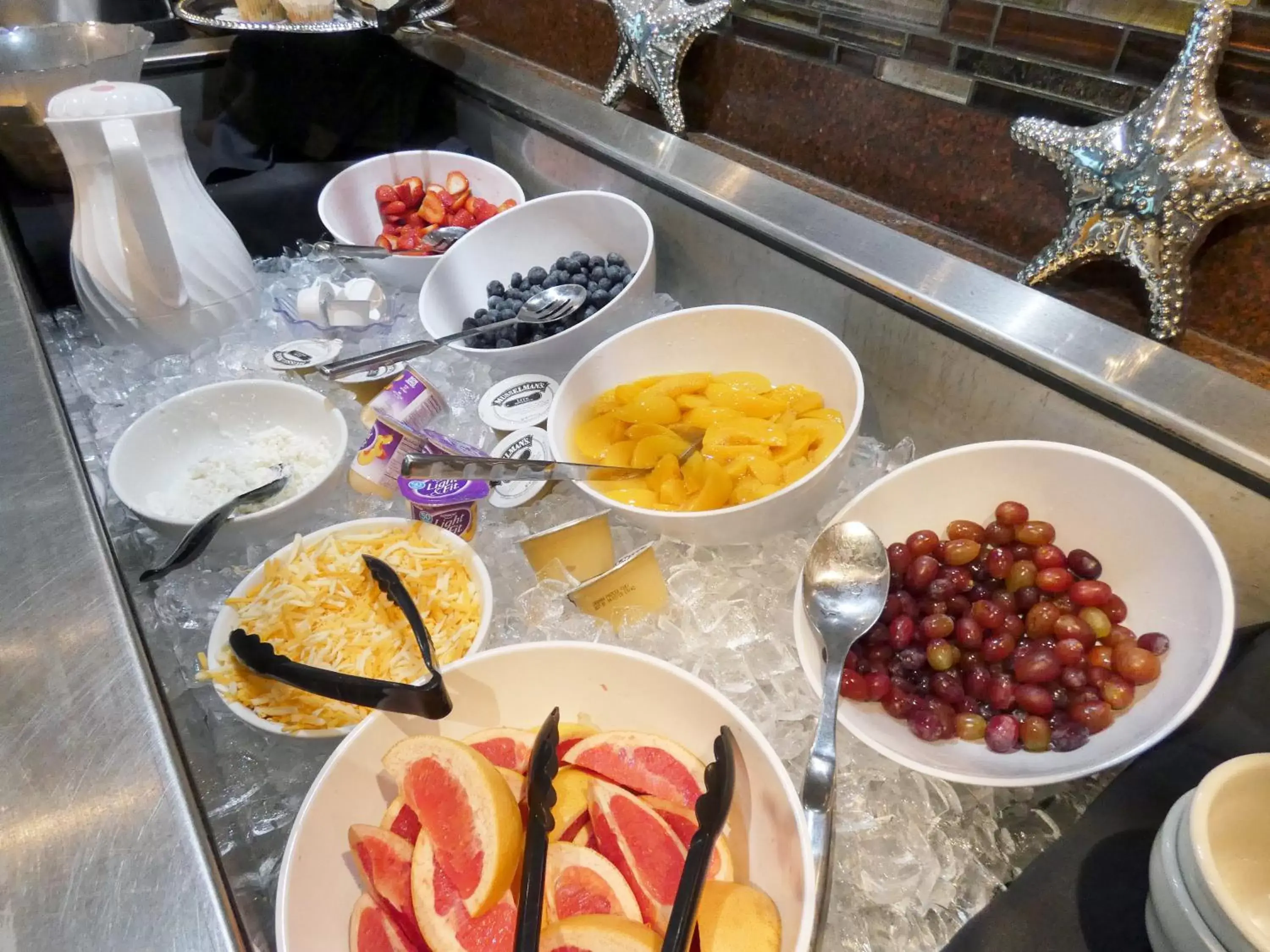 Buffet breakfast in Avista Resort