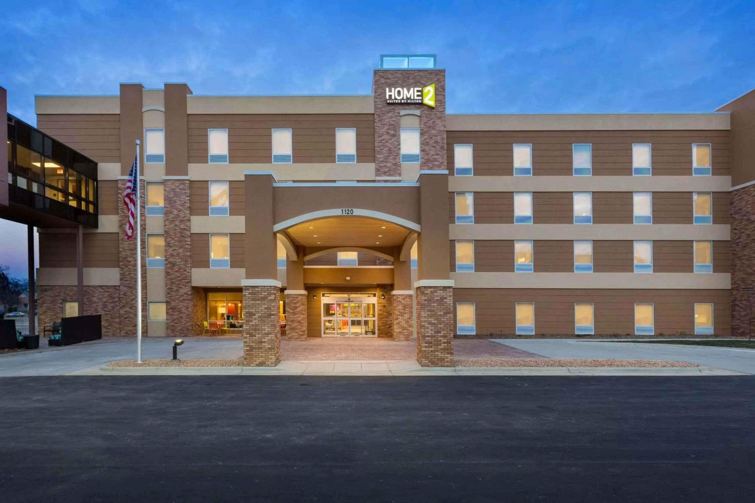 Property Building in Home2 Suites by Hilton Sioux Falls Sanford Medical Center