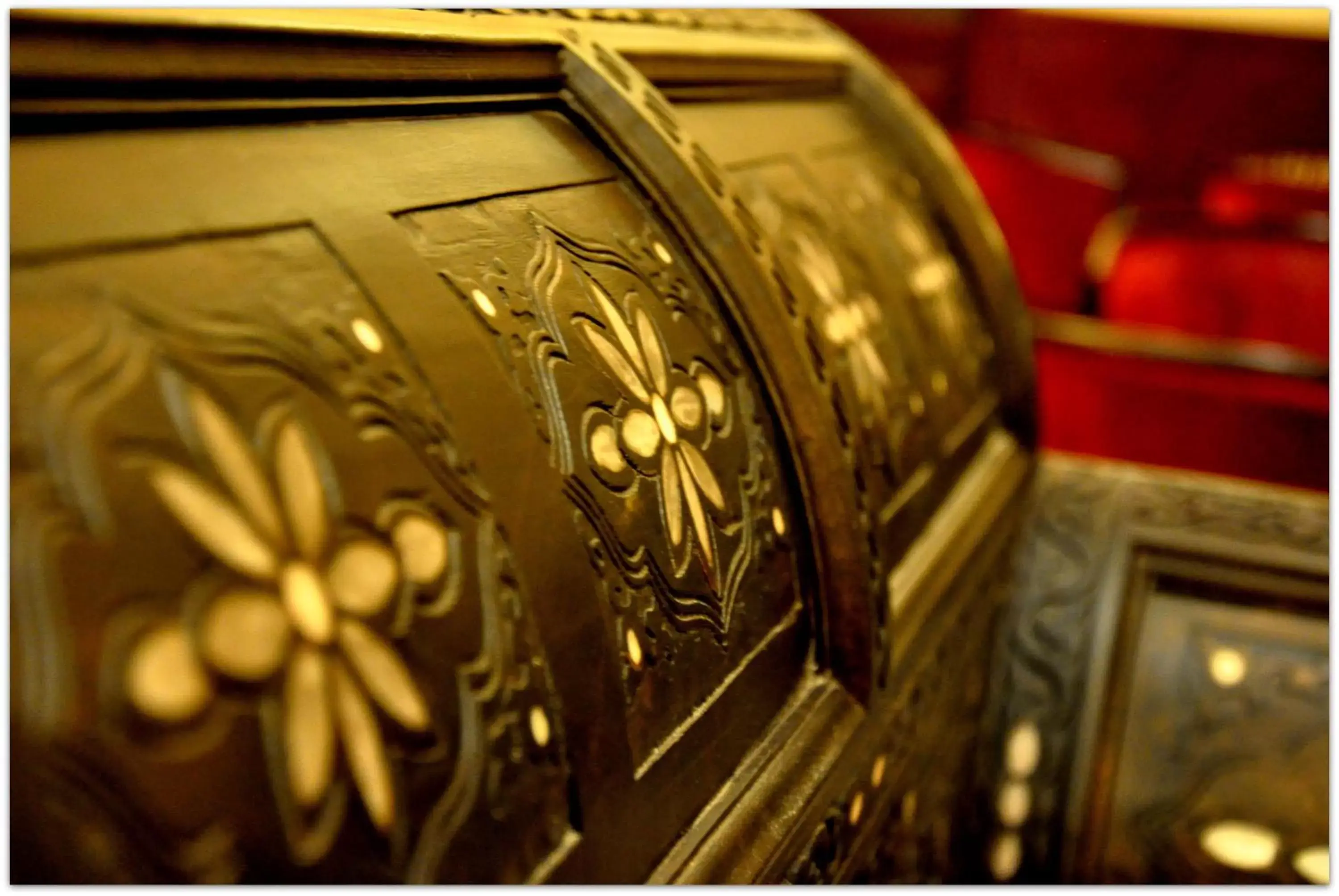 Decorative detail in Golden Tulip Nizwa Hotel