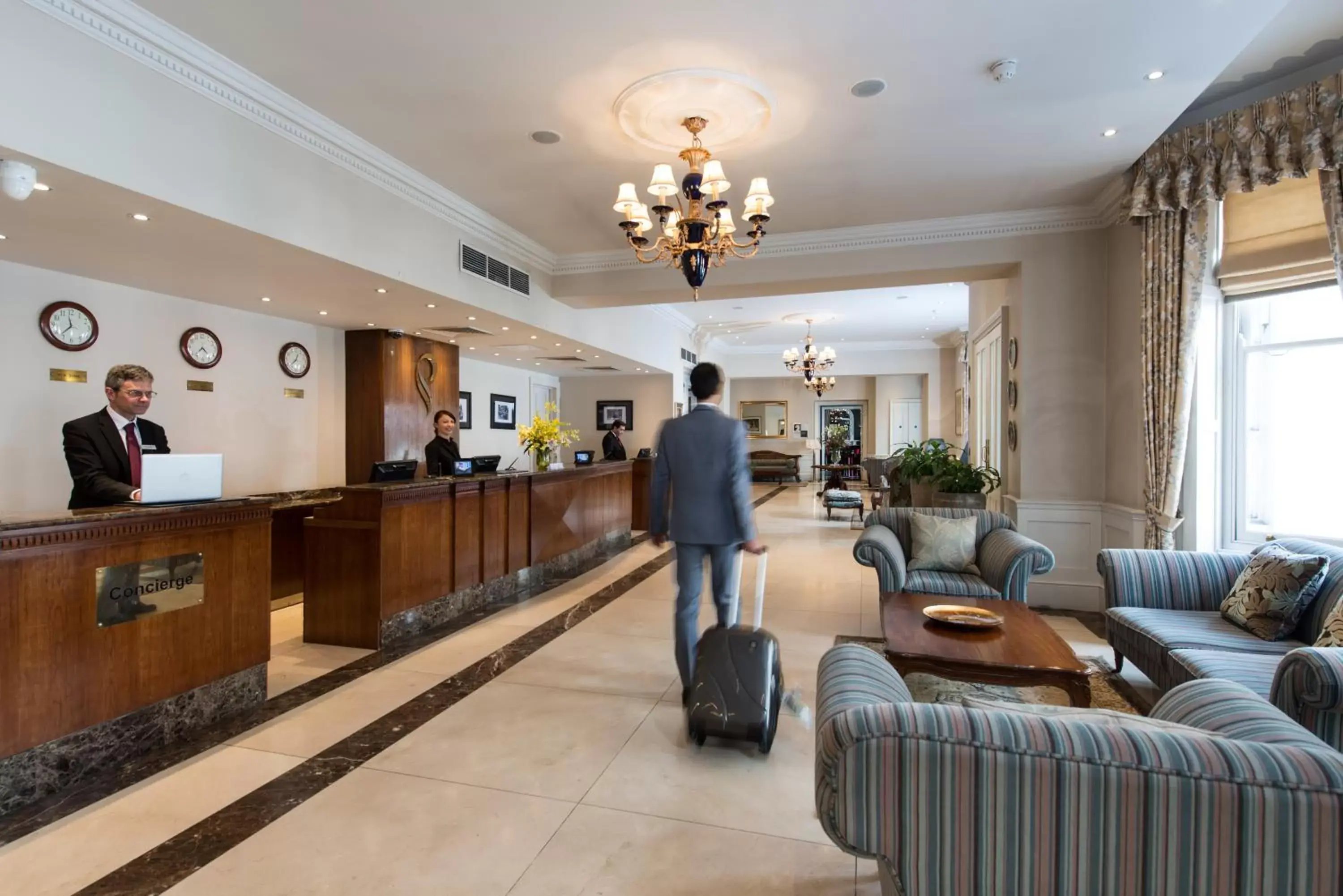 Lobby or reception in Park International Hotel