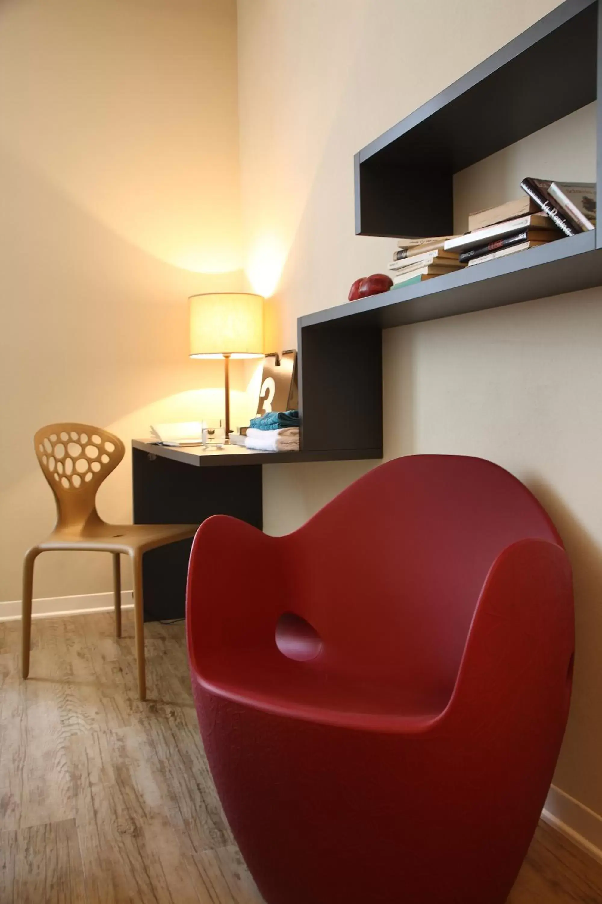 Bedroom, Seating Area in Corte San Luca Apartments