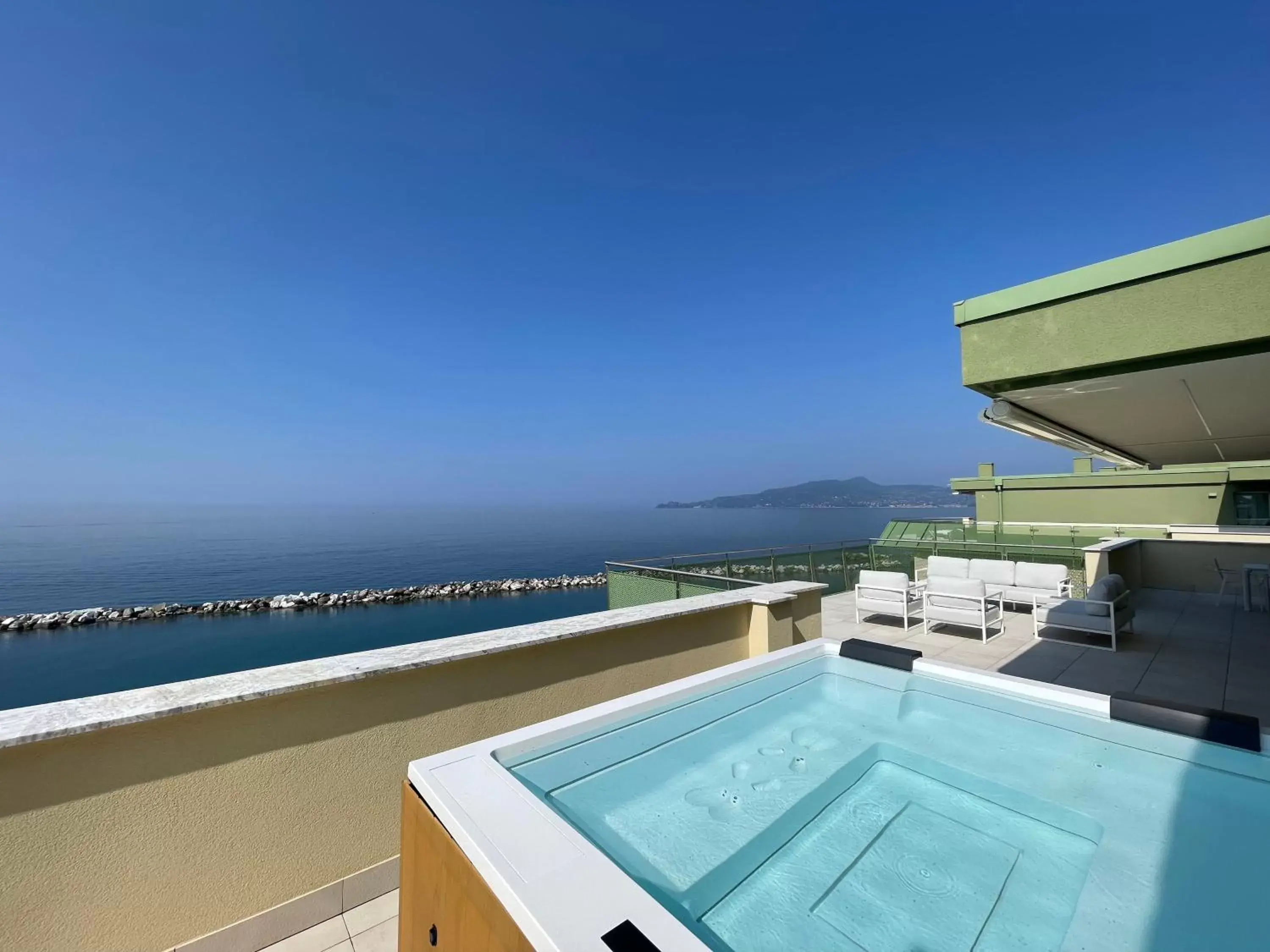 Pool view, Swimming Pool in Gli Scogli Luxury Residence Hotel