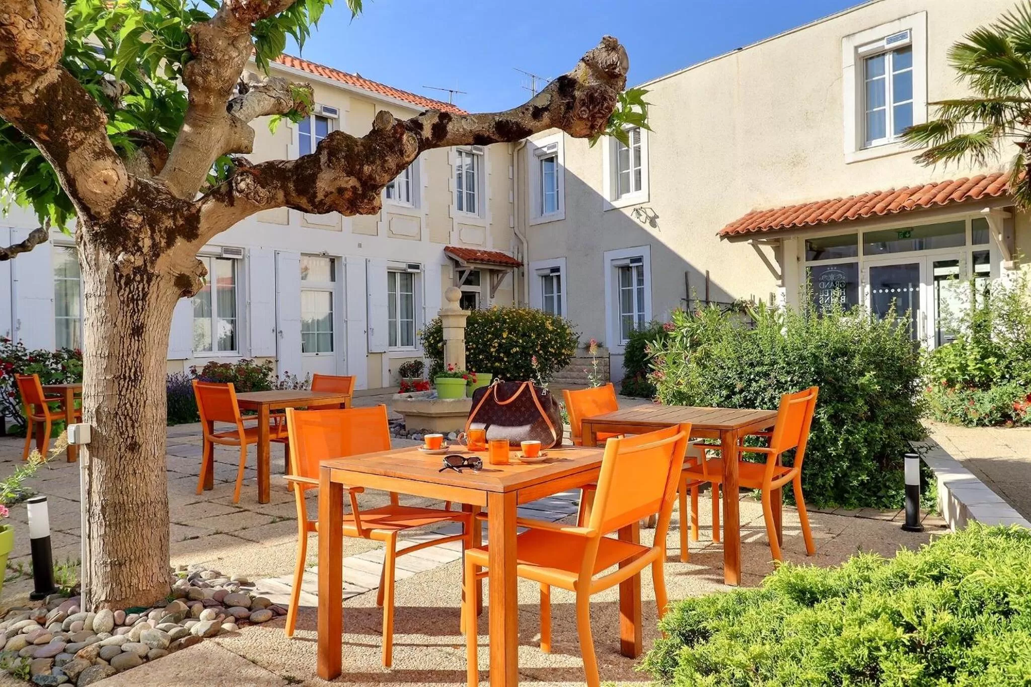 Property building in Grand Hôtel des Bains SPA