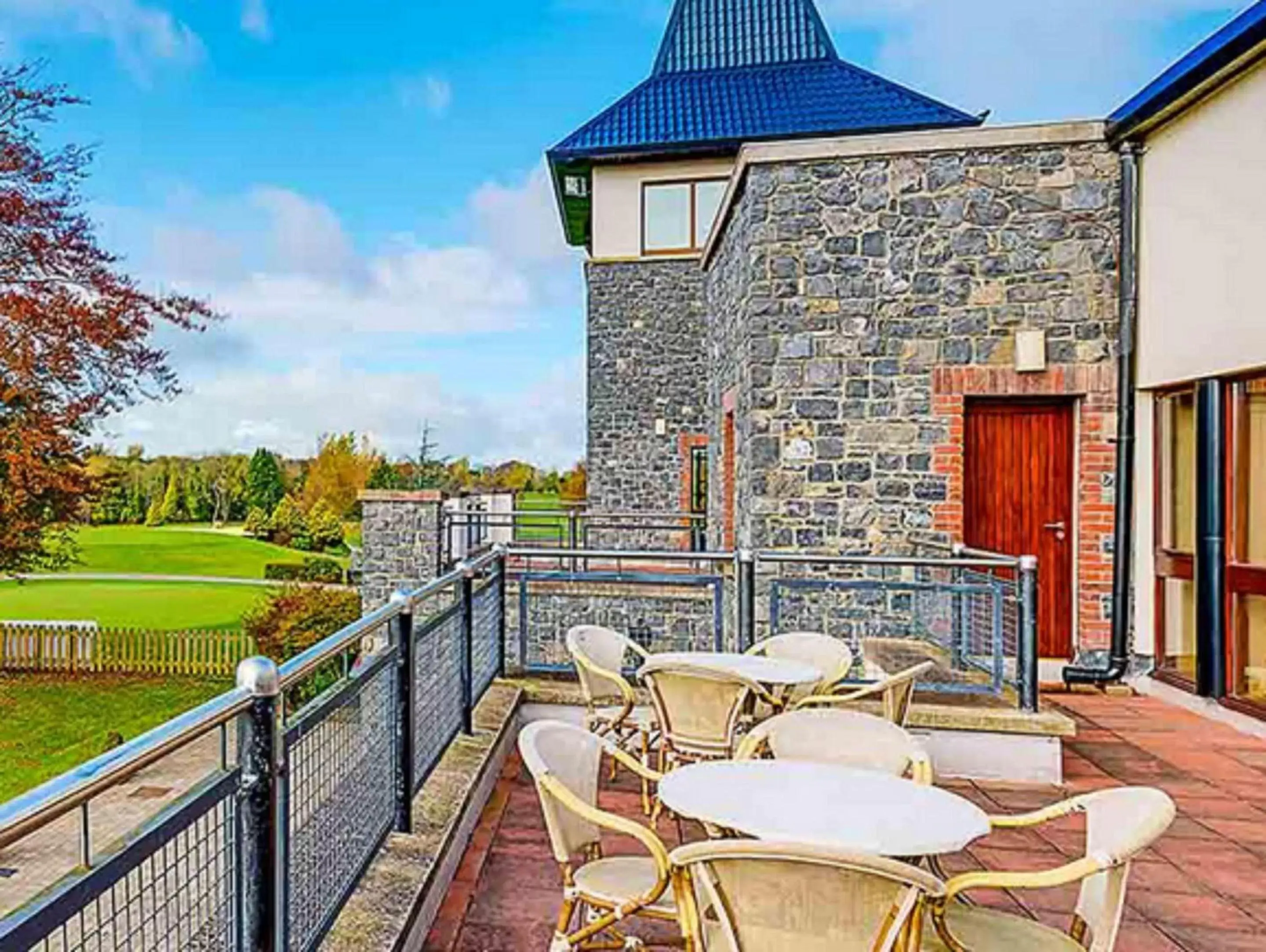 Balcony/Terrace in Great National Ballykisteen Golf Hotel