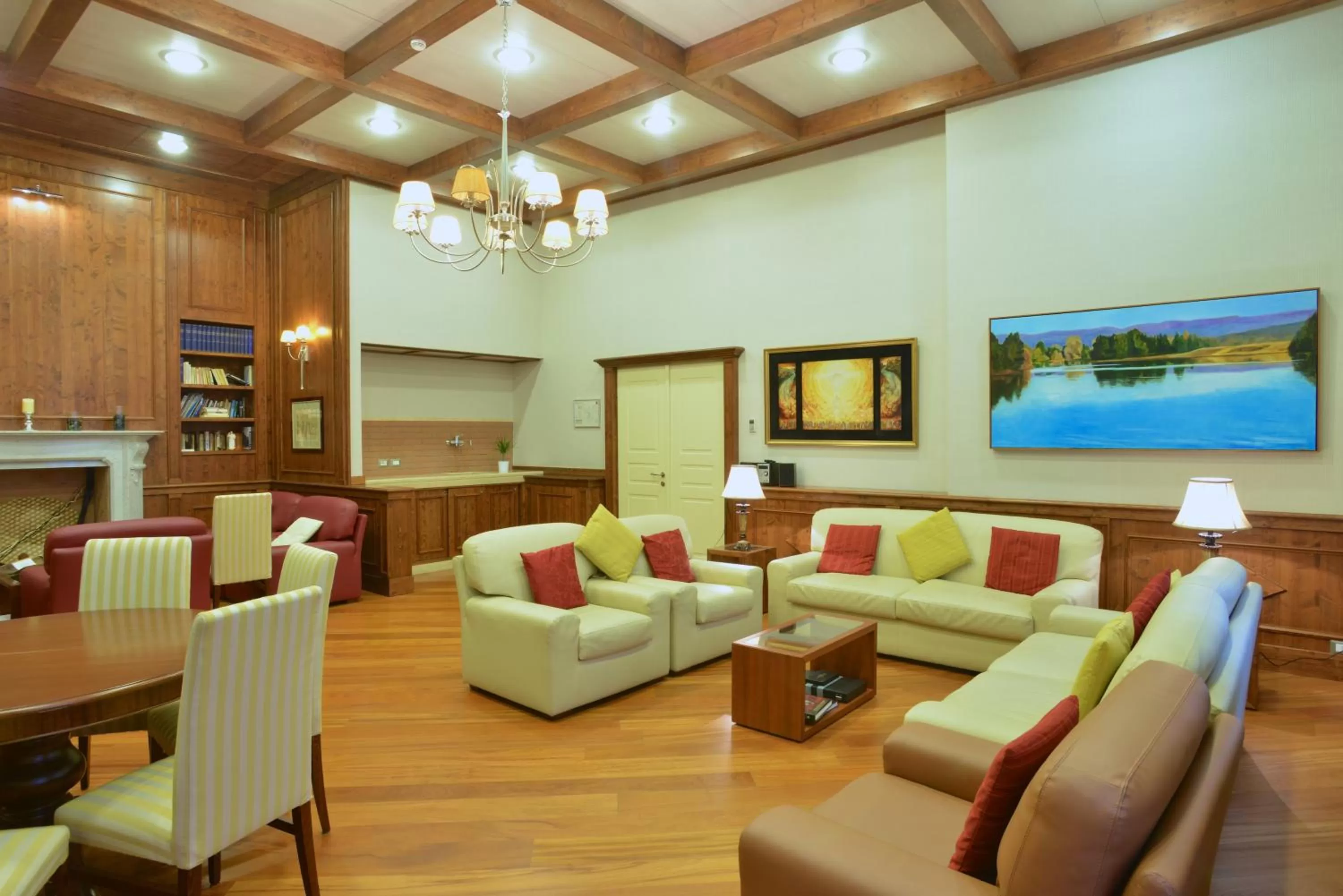 Communal lounge/ TV room in Domus Australia