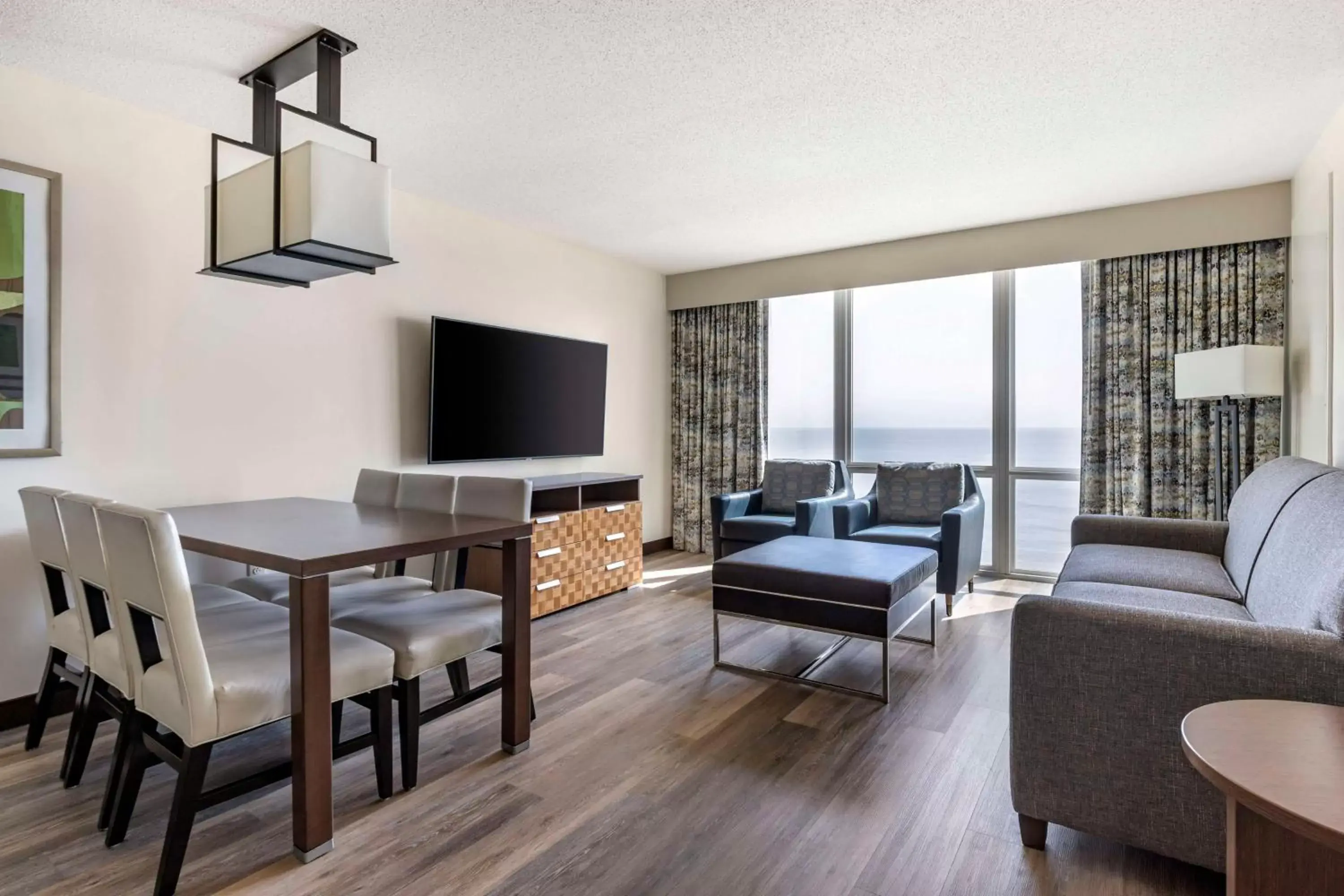 Living room, Seating Area in Hilton Vacation Club Oceanaire Virginia Beach