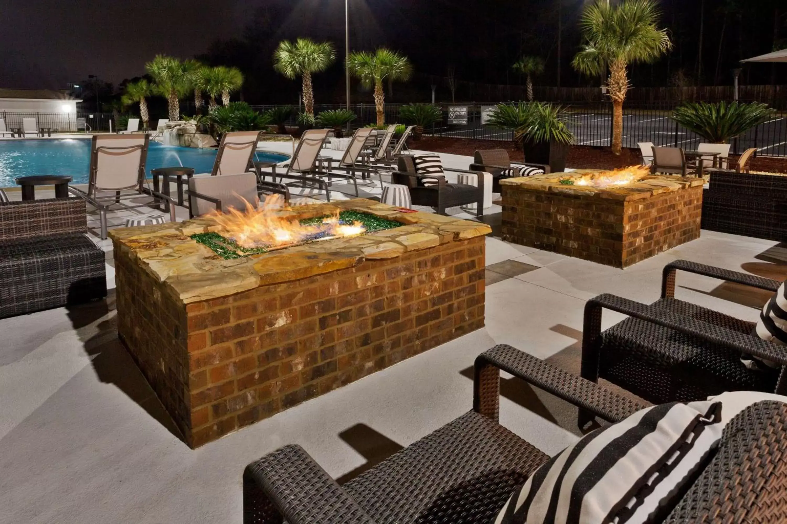 Patio in Doubletree By Hilton Dothan, Al