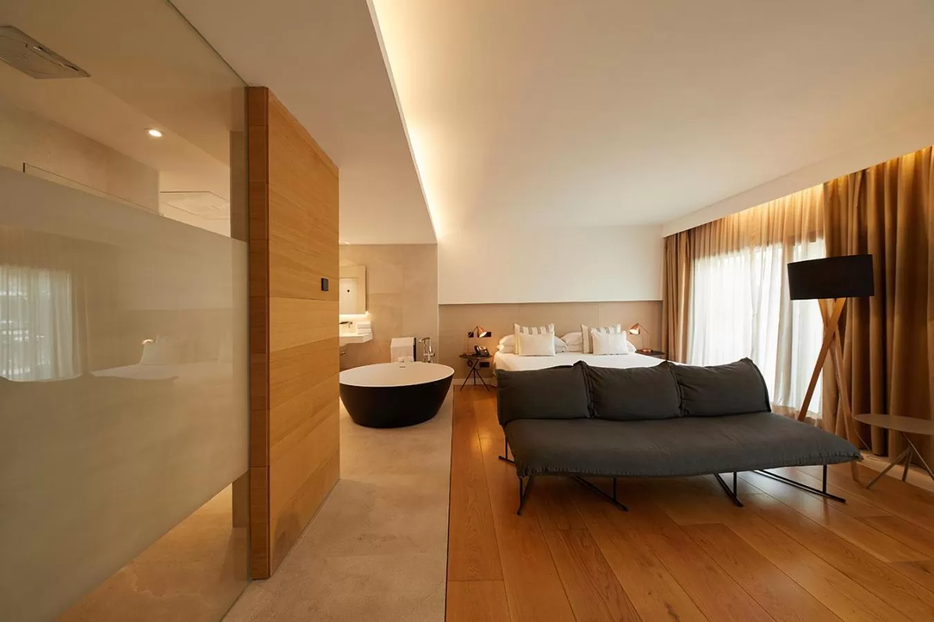 Photo of the whole room in Nakar Hotel