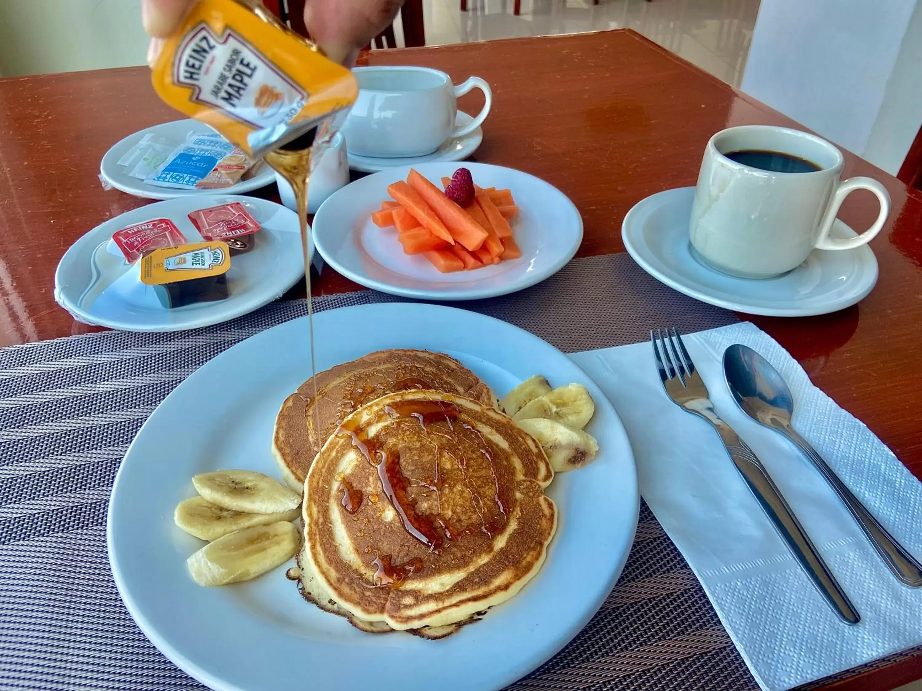 Continental breakfast, Breakfast in Hotel Enterprise Inn Poliforum