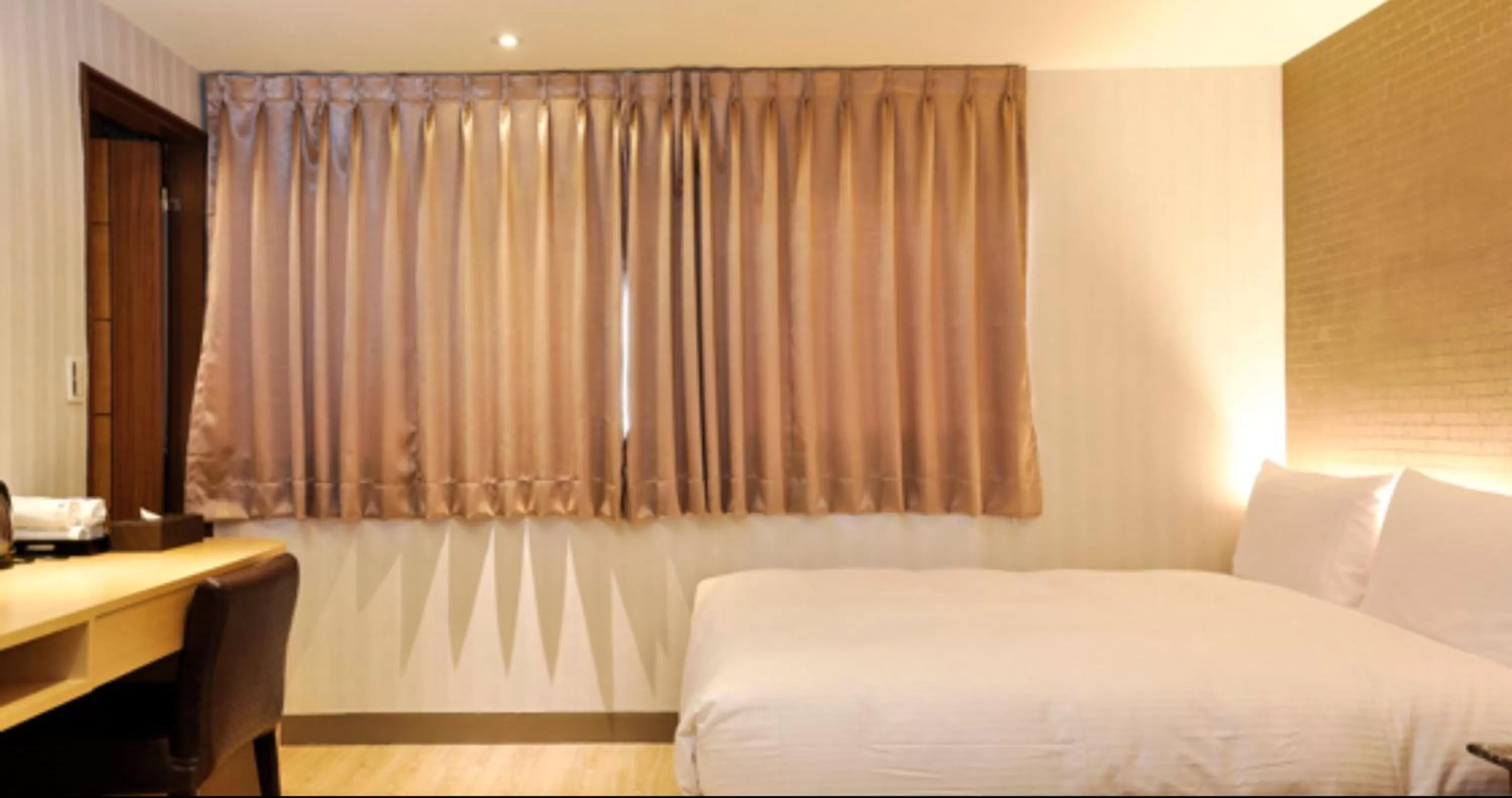 bunk bed in Simple Life Kaohsiung