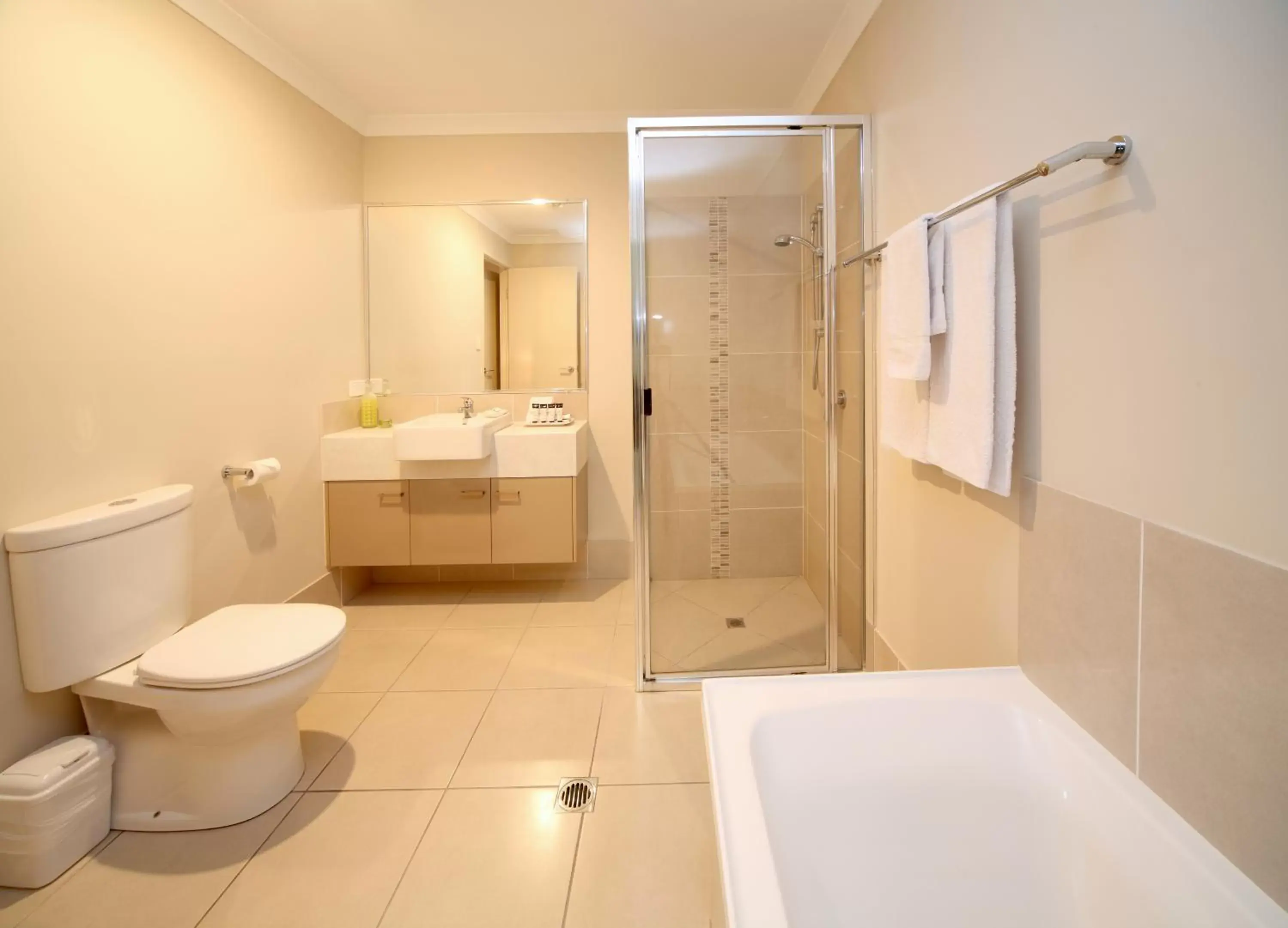 Bathroom in Direct Hotels - Villas on Rivergum