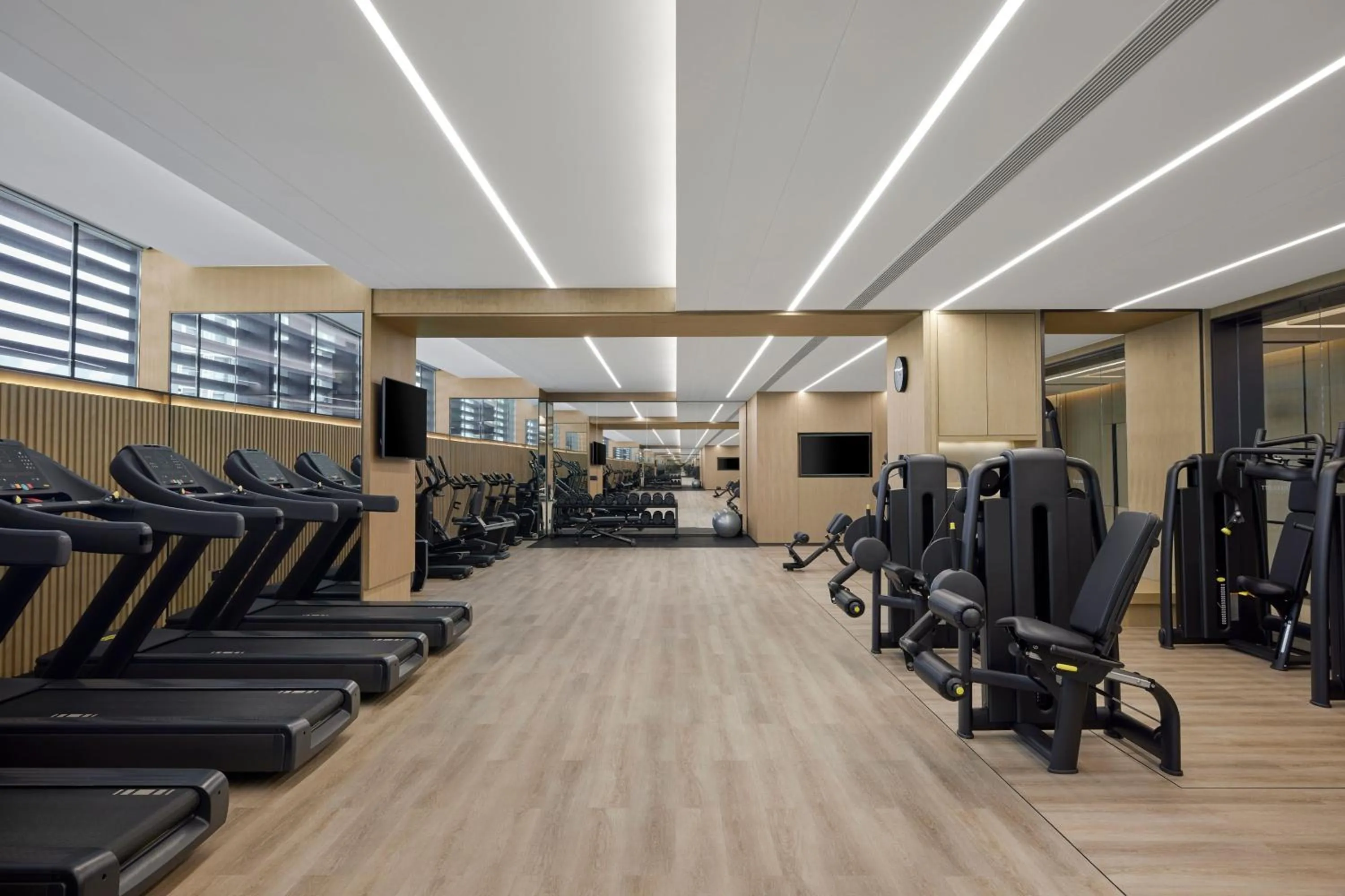Fitness centre/facilities in Zhuhai Marriott Hotel Jinwan