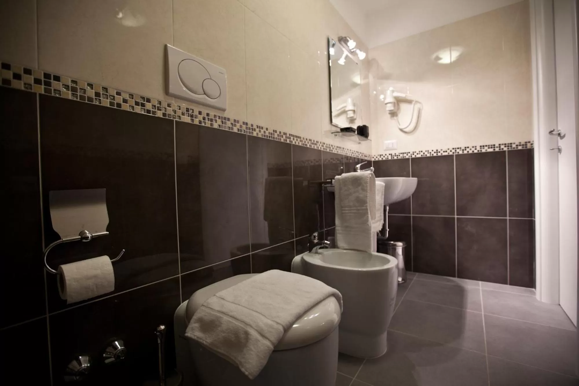 Bathroom in Heart of Rome Rooms