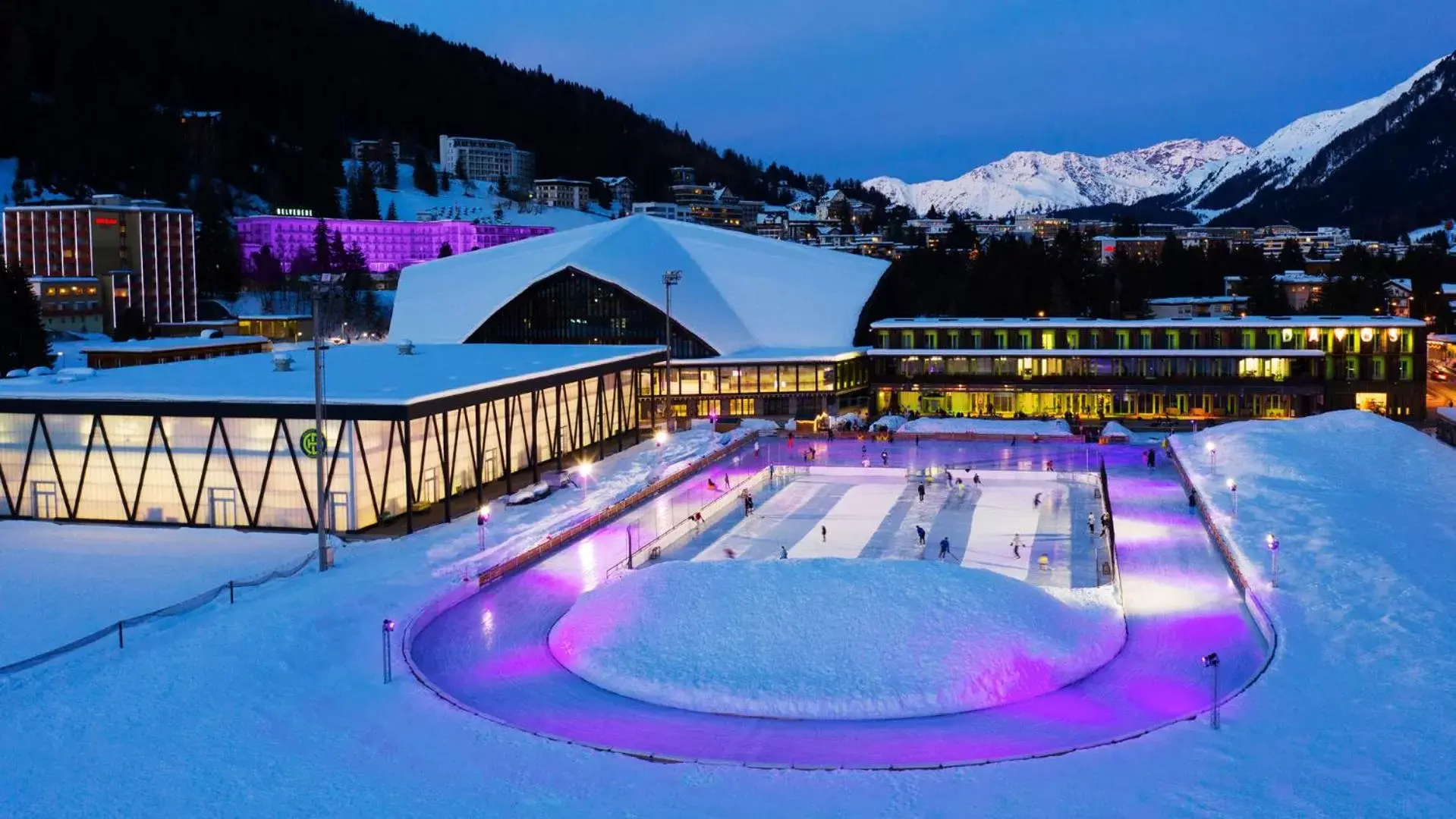 Winter, Swimming Pool in Grischa - Das Hotel Davos