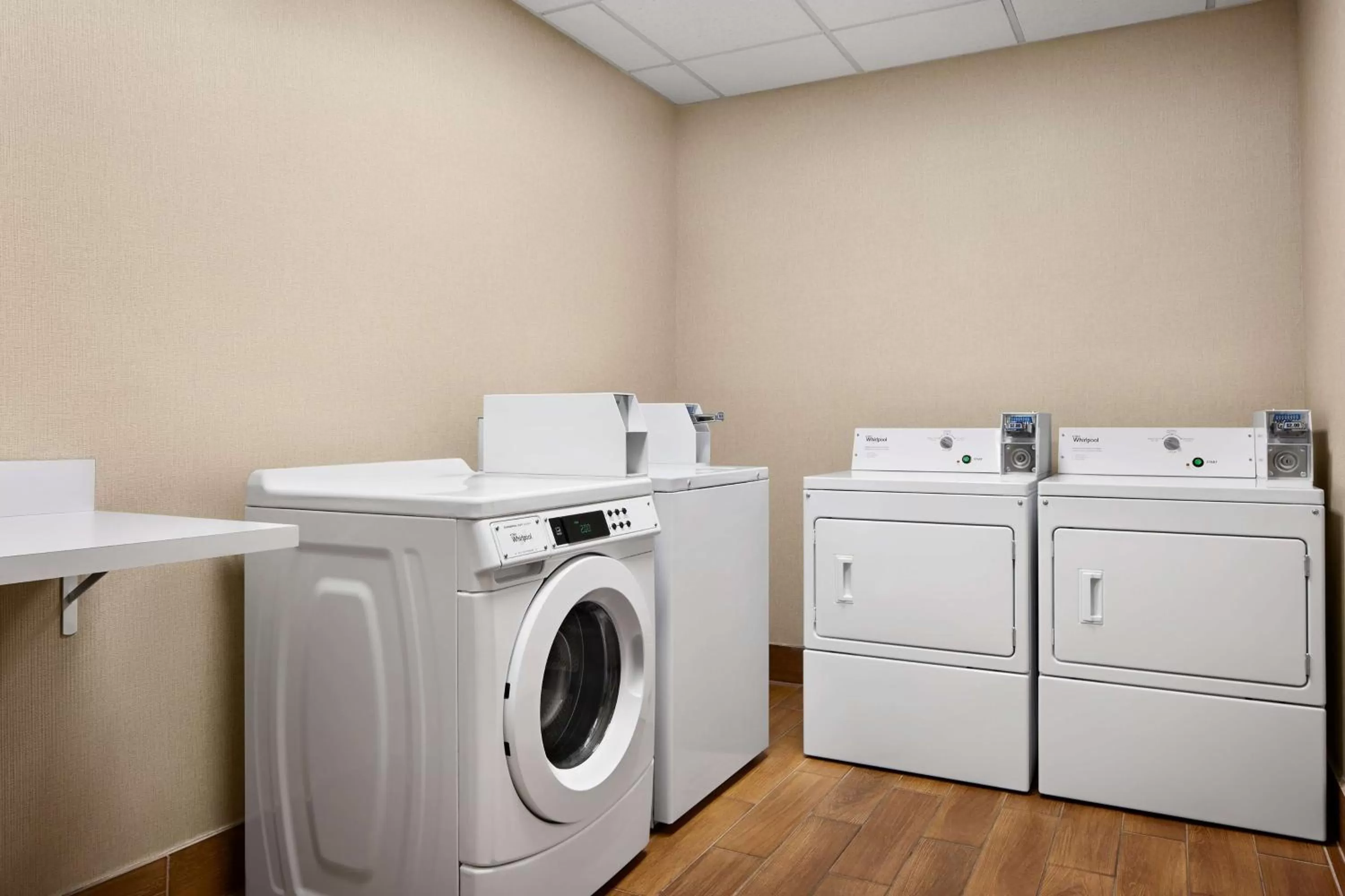 Property building in Hampton Inn & Suites West Haven