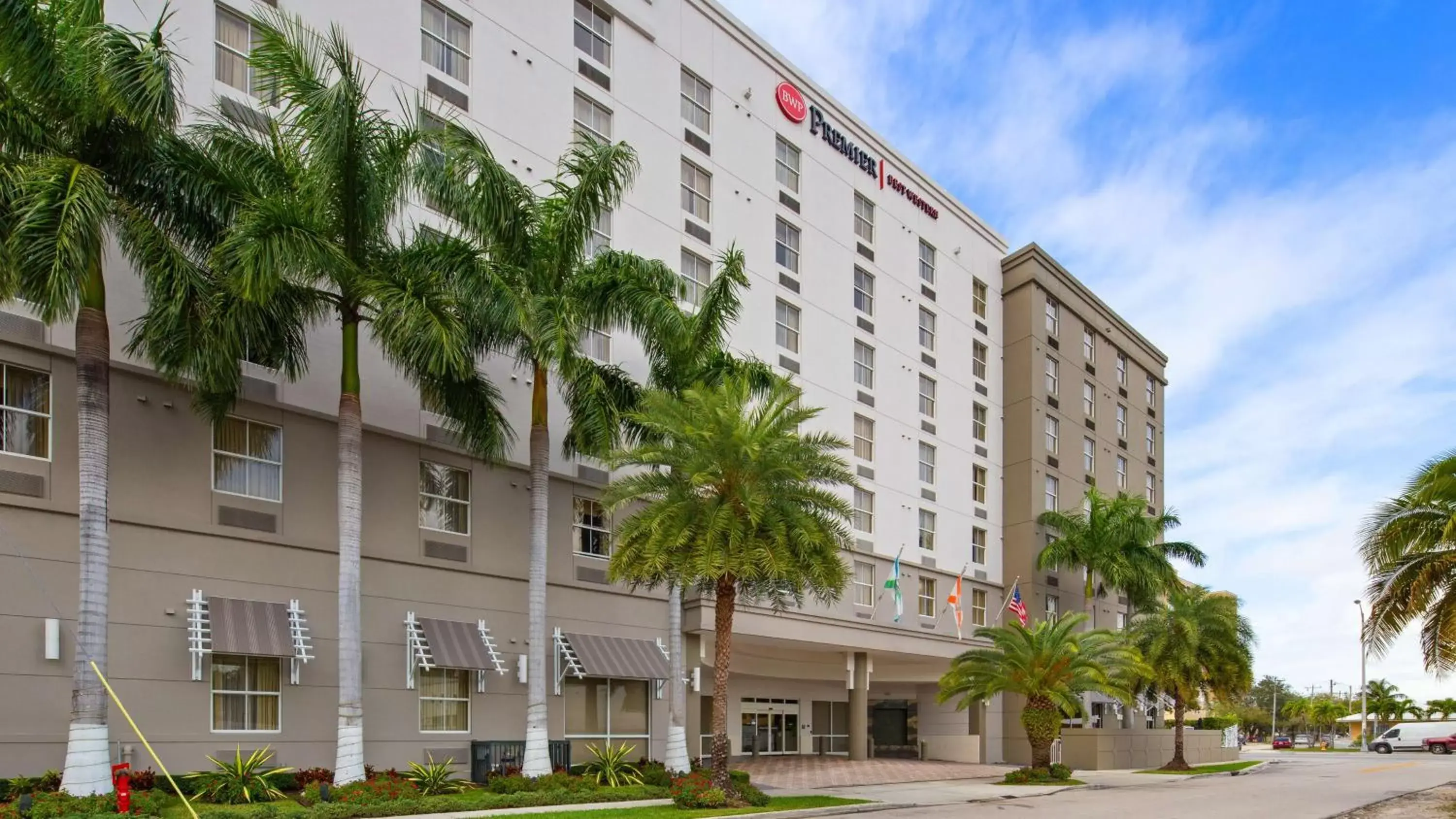 Property Building in Best Western Premier Miami International Airport Hotel & Suites Coral Gables