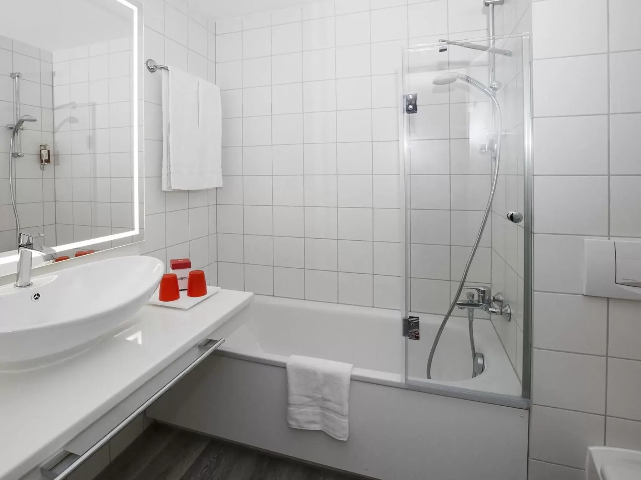 Bathroom in DORMERO Hotel Zürich Airport