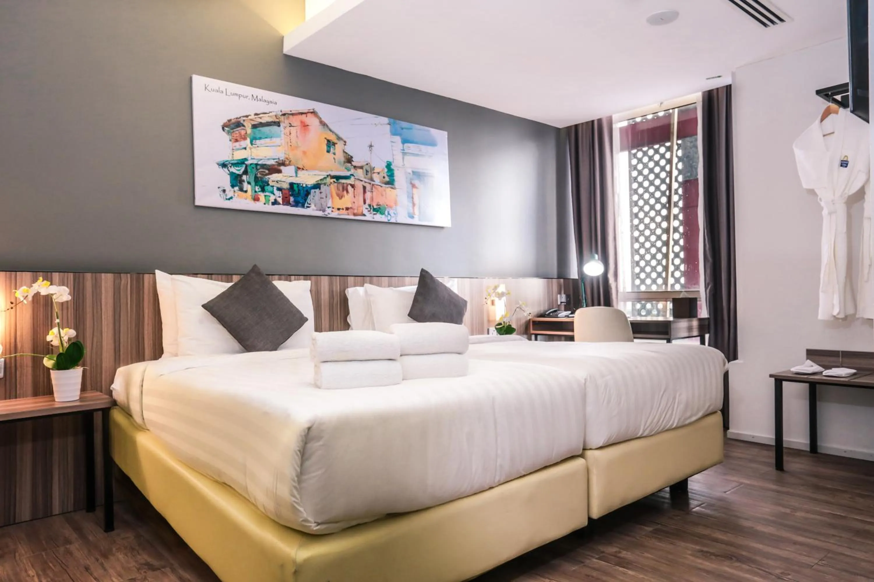 Bedroom, Bed in Days Hotel & Suites by Wyndham KL - Chan Sow Lin MRT or LRT