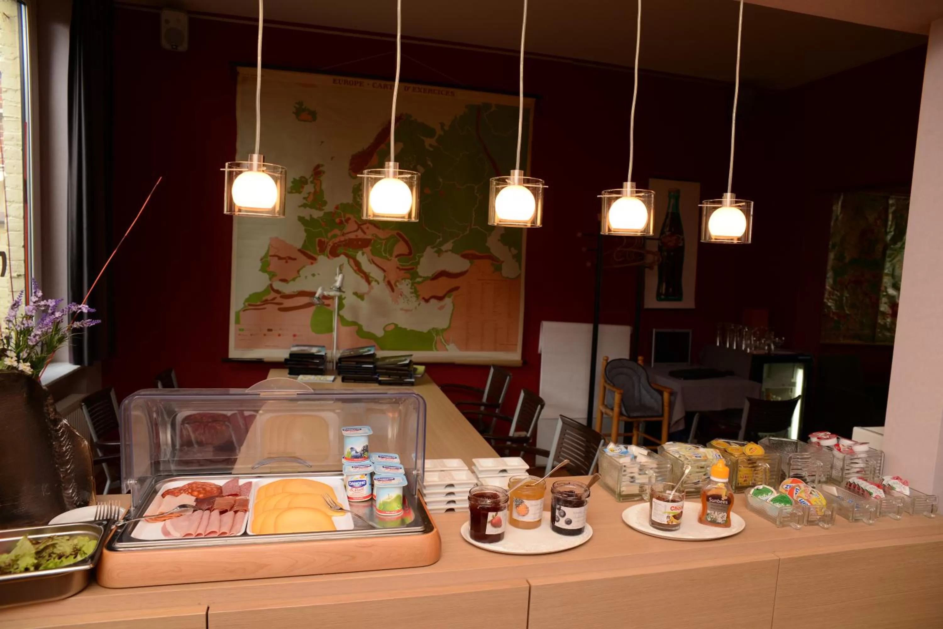 Breakfast in Focus Boutique