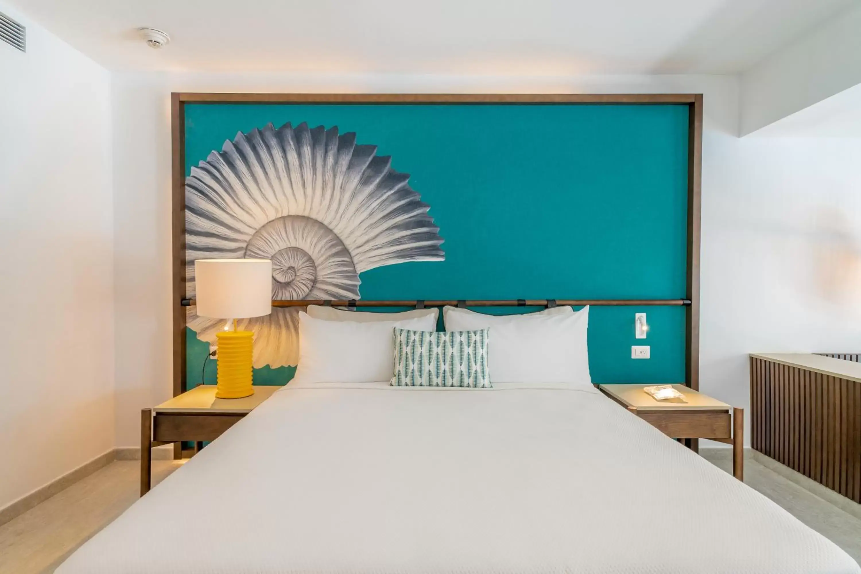Bedroom, Bed in Caribe Deluxe Princess - All Inclusive