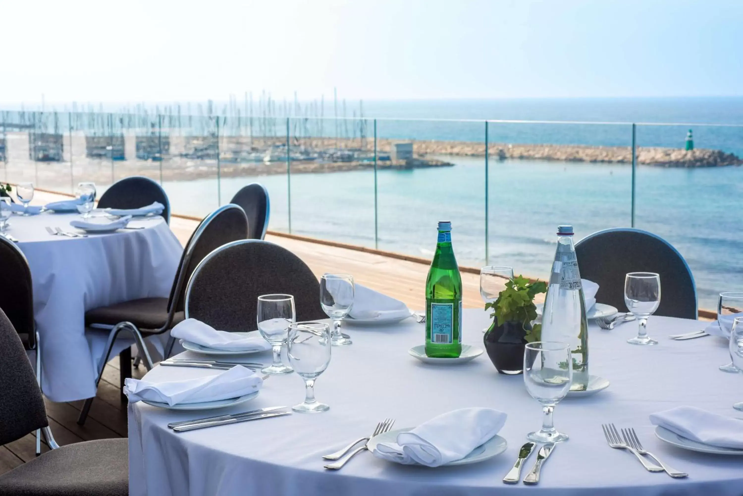 Dining area, Restaurant/Places to Eat in Hilton Tel Aviv Hotel