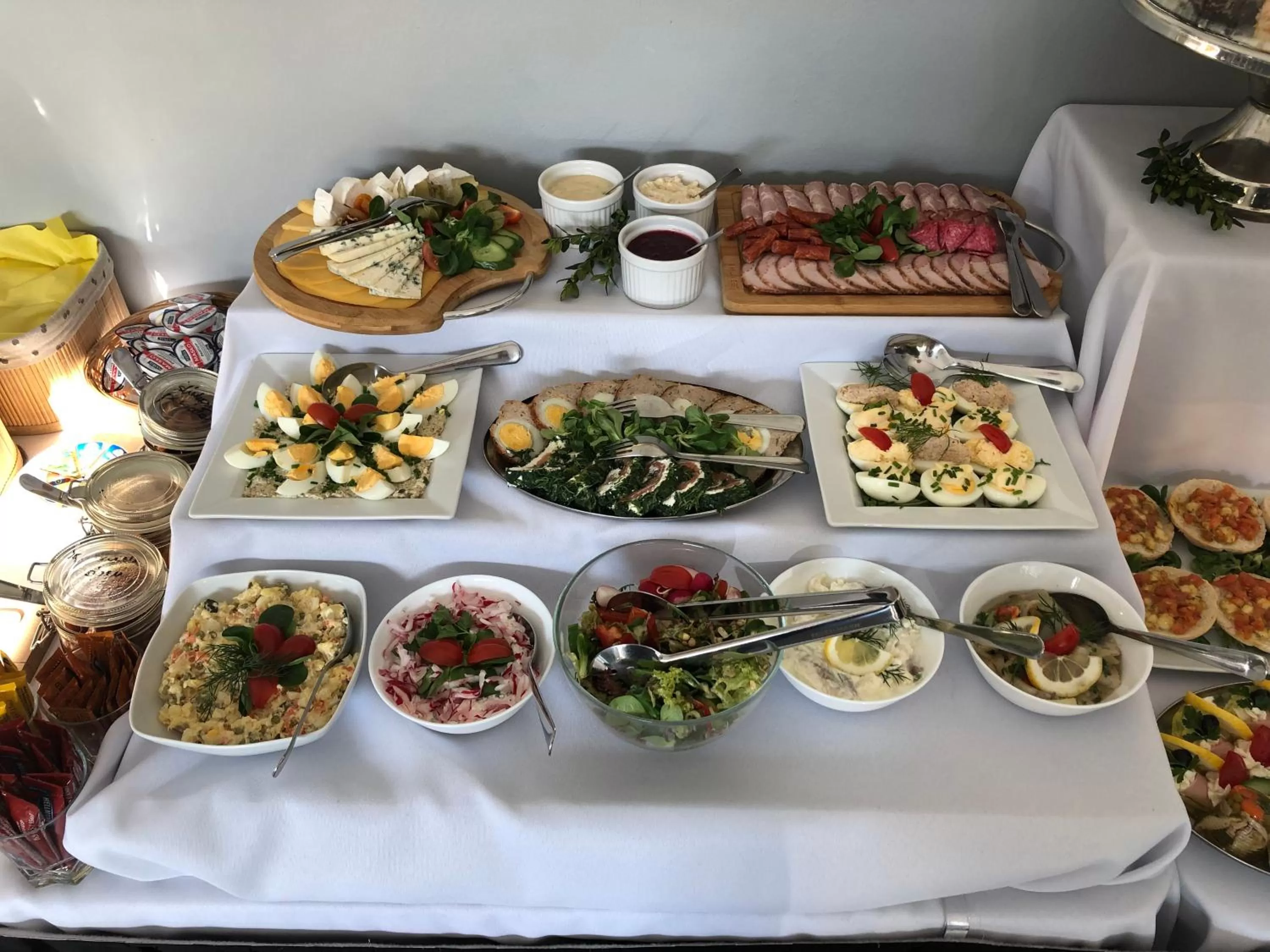 Buffet breakfast in Hotel Opera