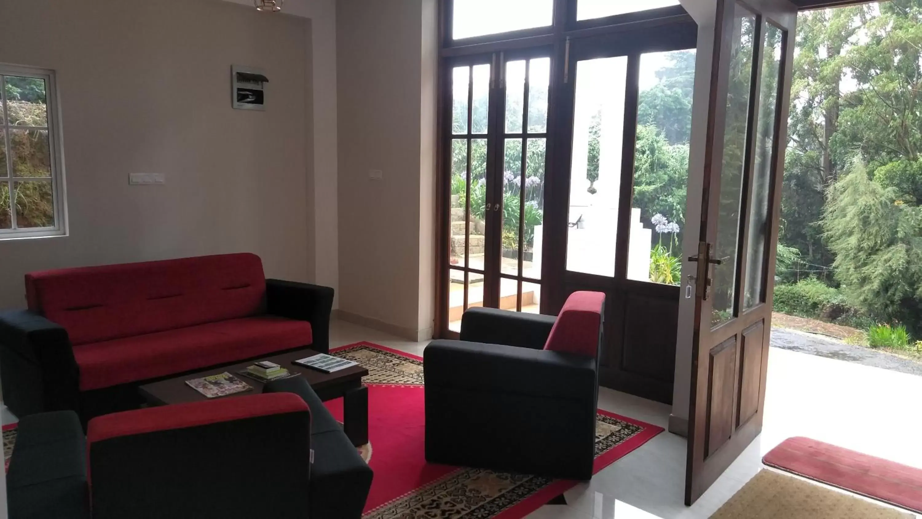 Living room, Seating Area in Panorama Green View Hotel Nuwara Eliya