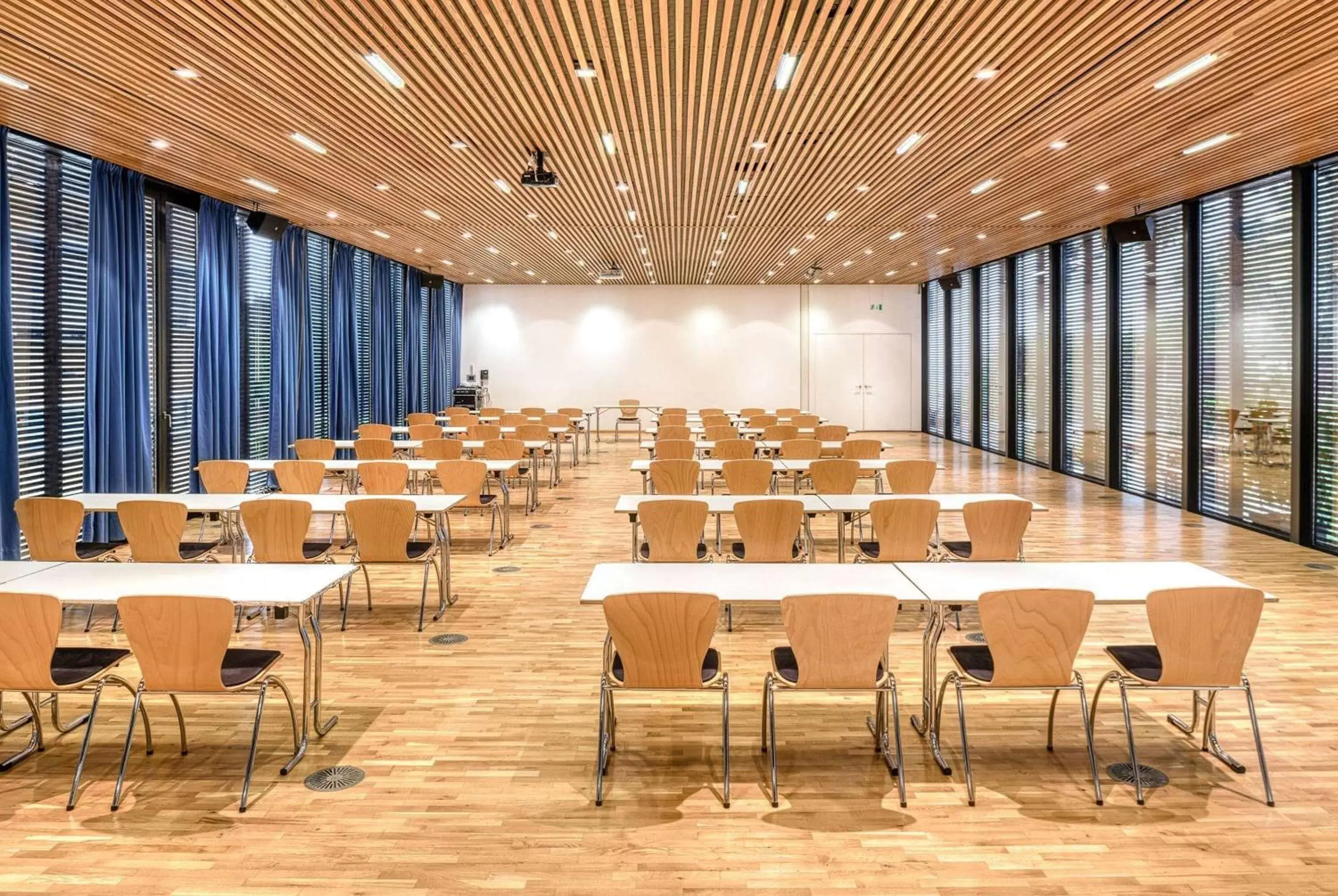 Meeting/conference room in Vienna House by Wyndham Martinspark Dornbirn