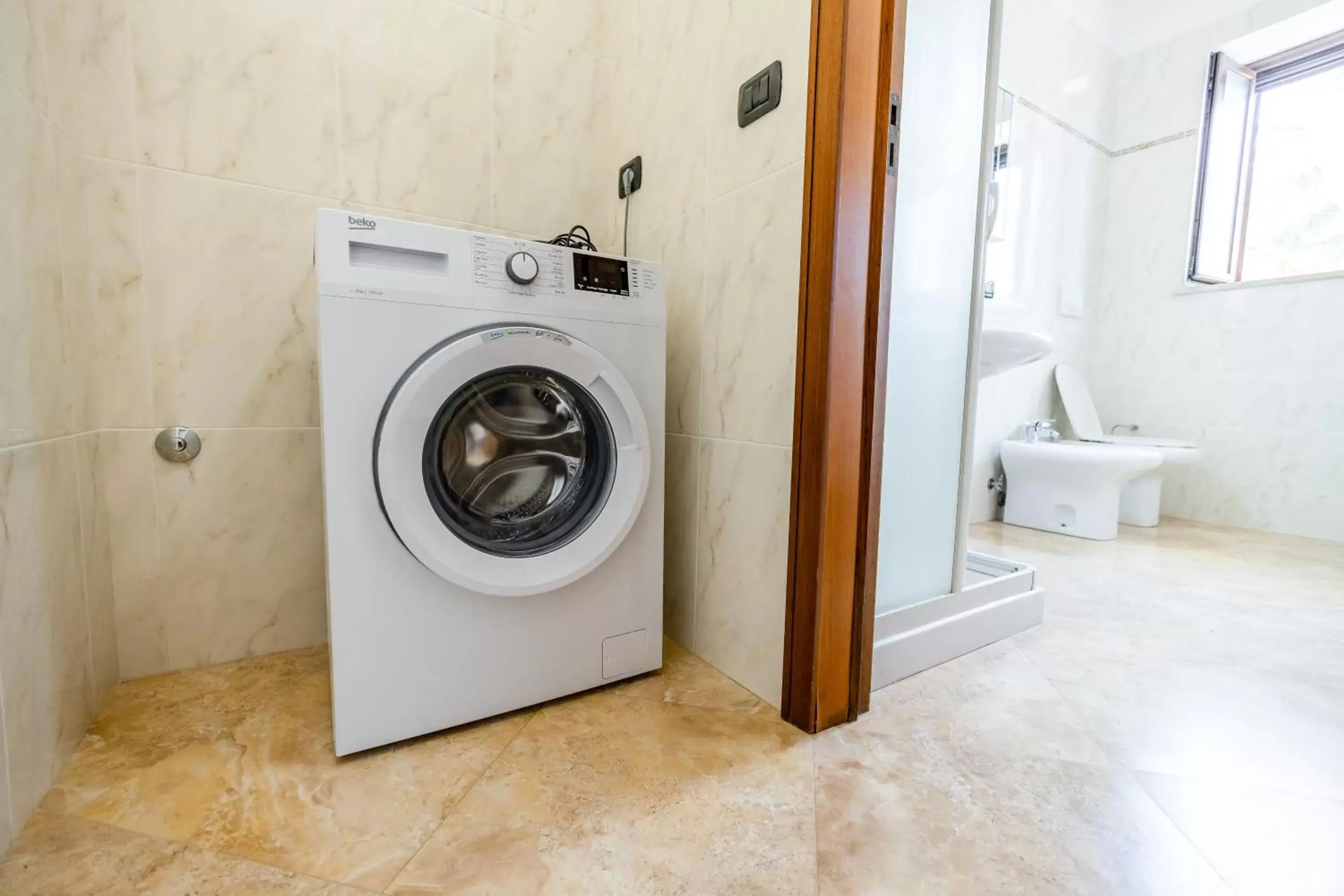 washing machine, Bathroom in La Collina di Montegrappa - Villa e Residence