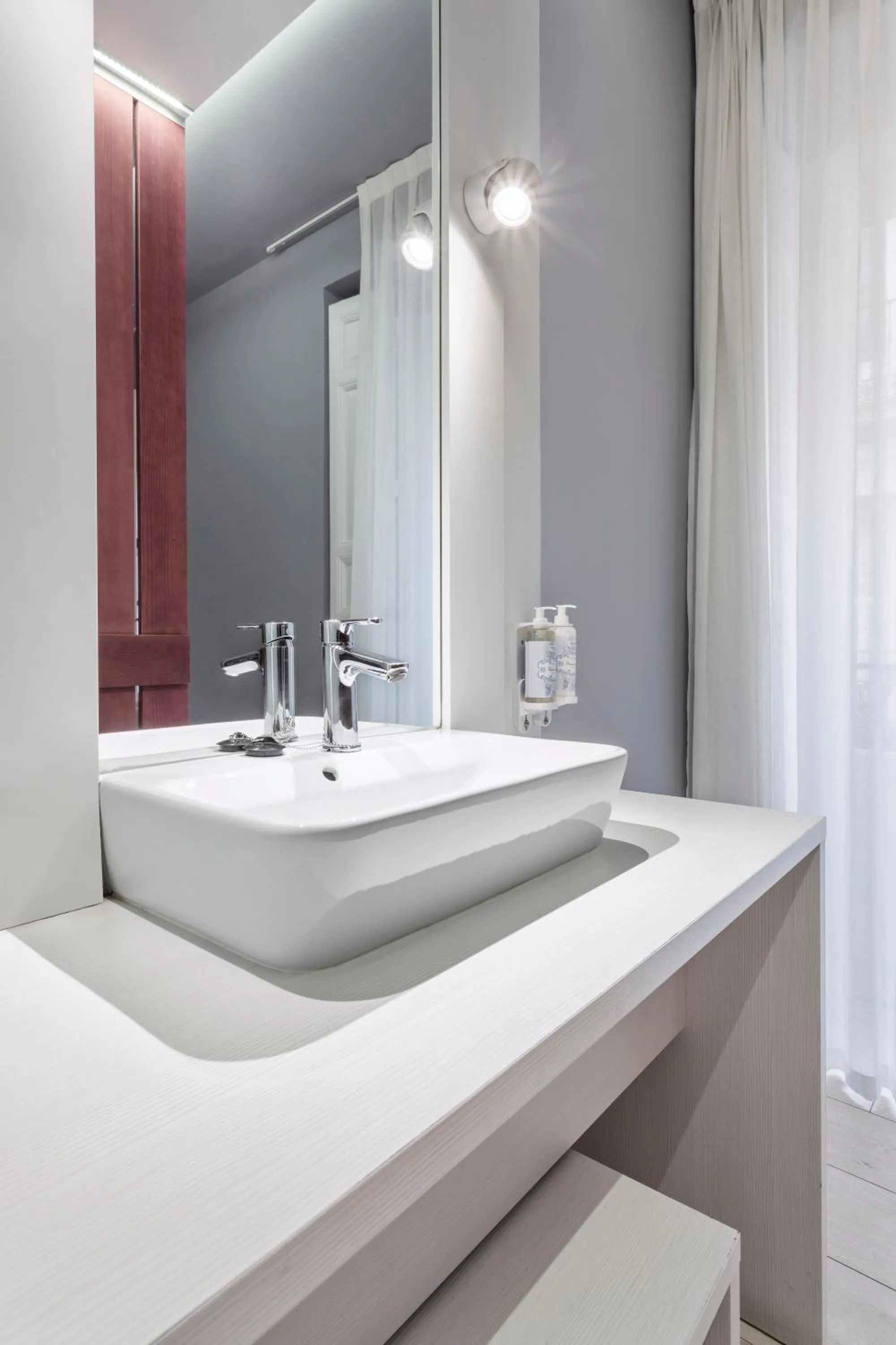 Bathroom in B&B HOTEL Madrid Centro Fuencarral 52