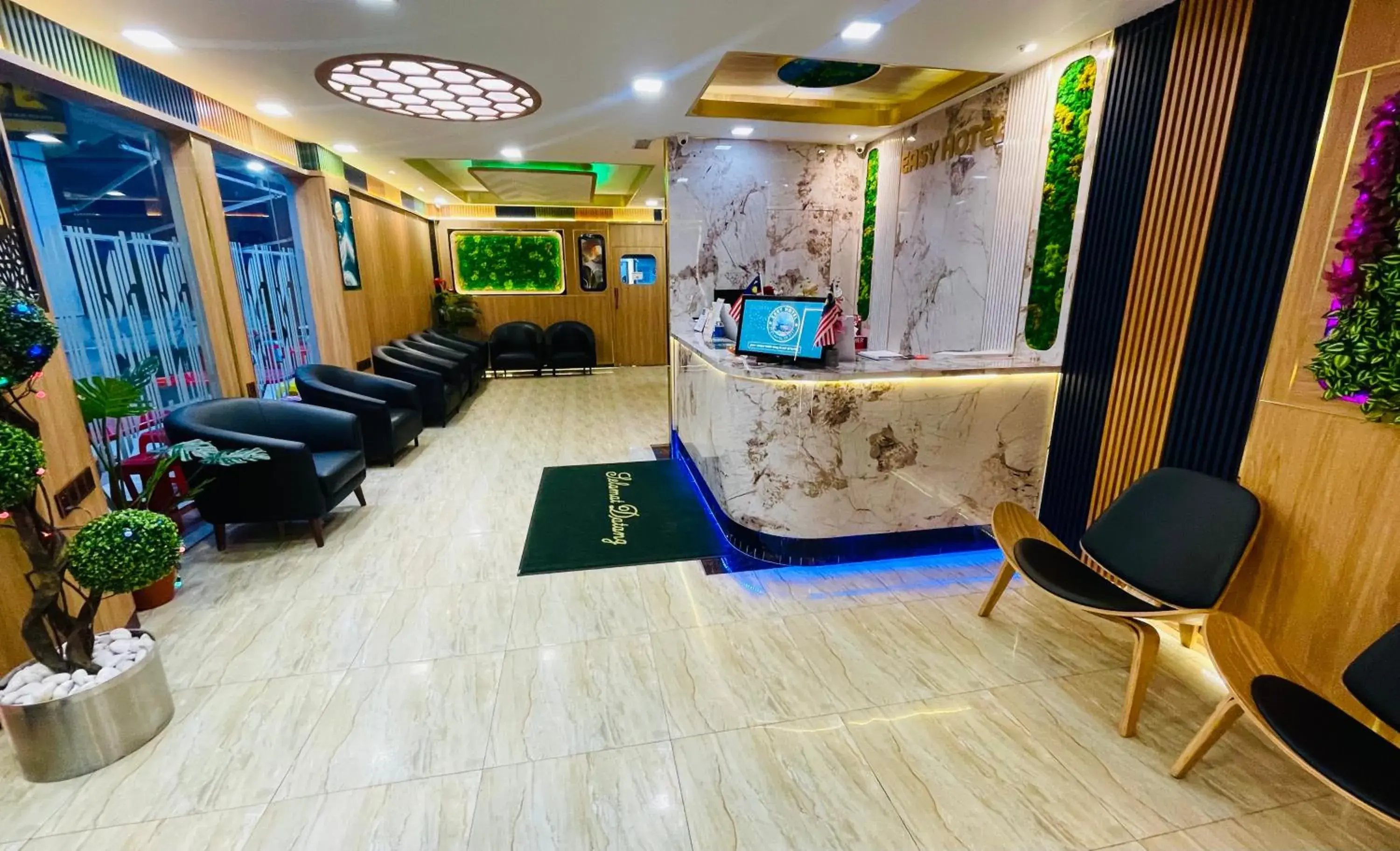 Lobby or reception in EASSY Hotel KL Sentral Lobby or reception in EASSY Hotel KL Sentral