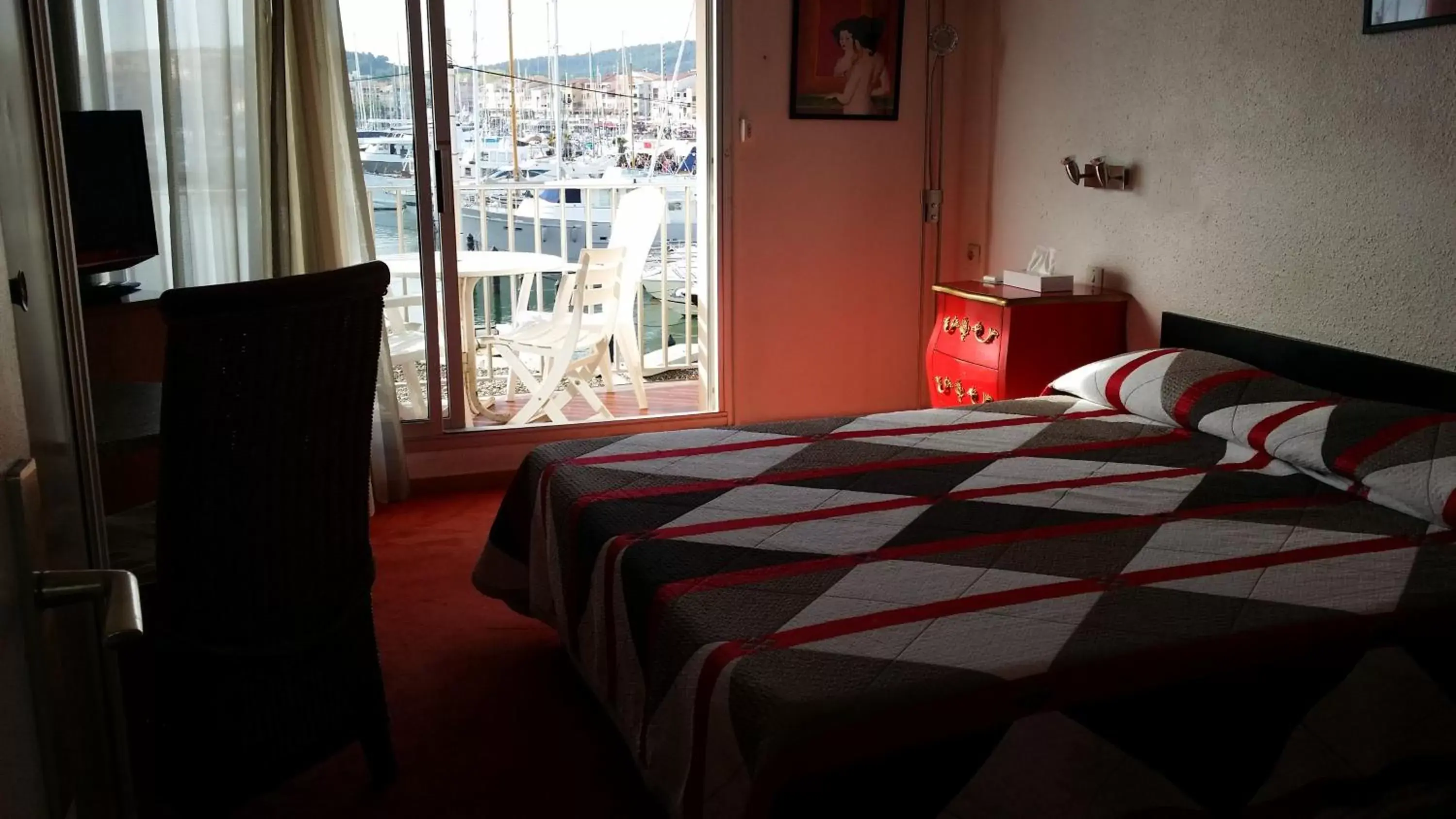 Bed, Room Photo in La Voile D' Or