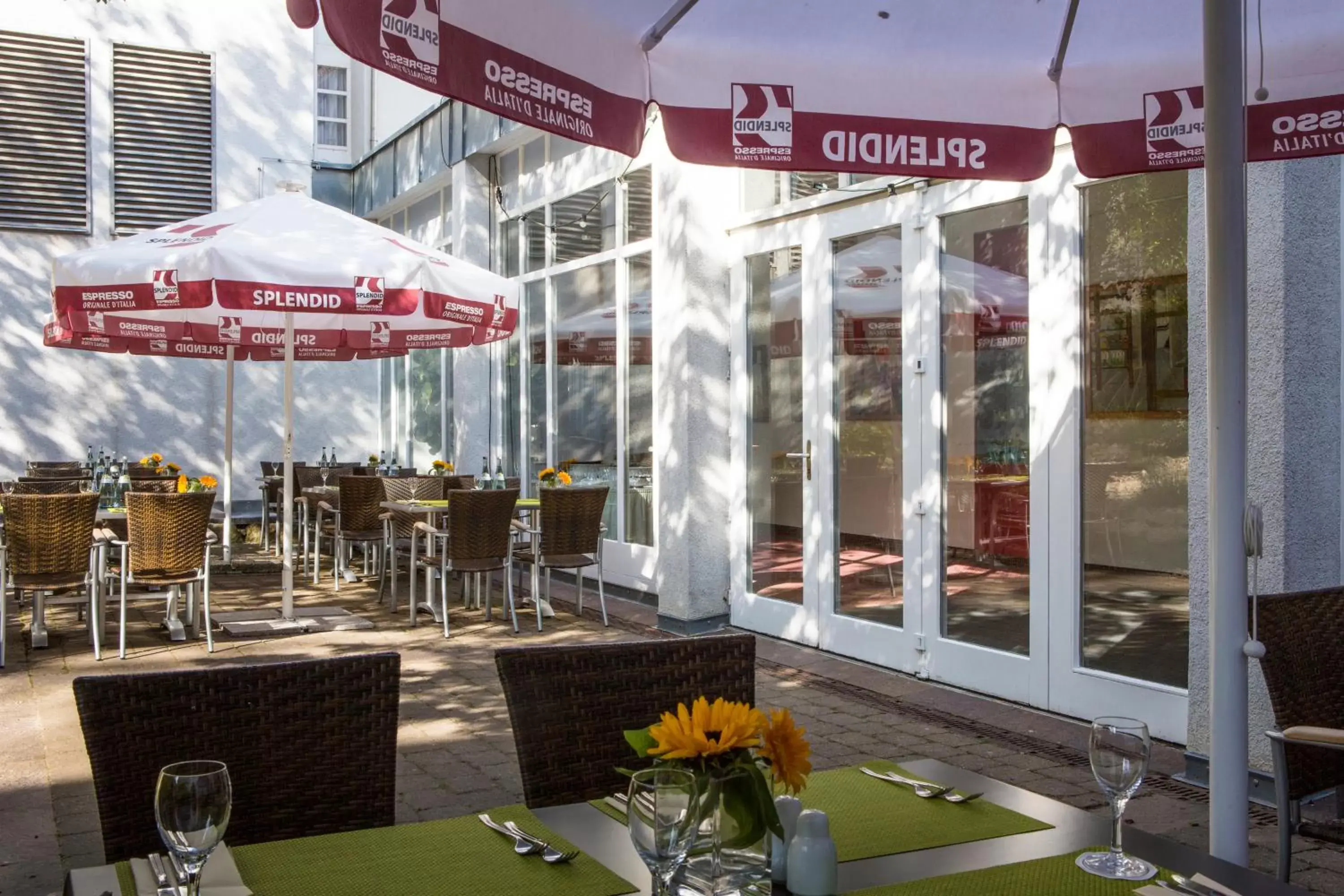 Garden, Restaurant/Places to Eat in Best Western Plus Hotel Am Schlossberg