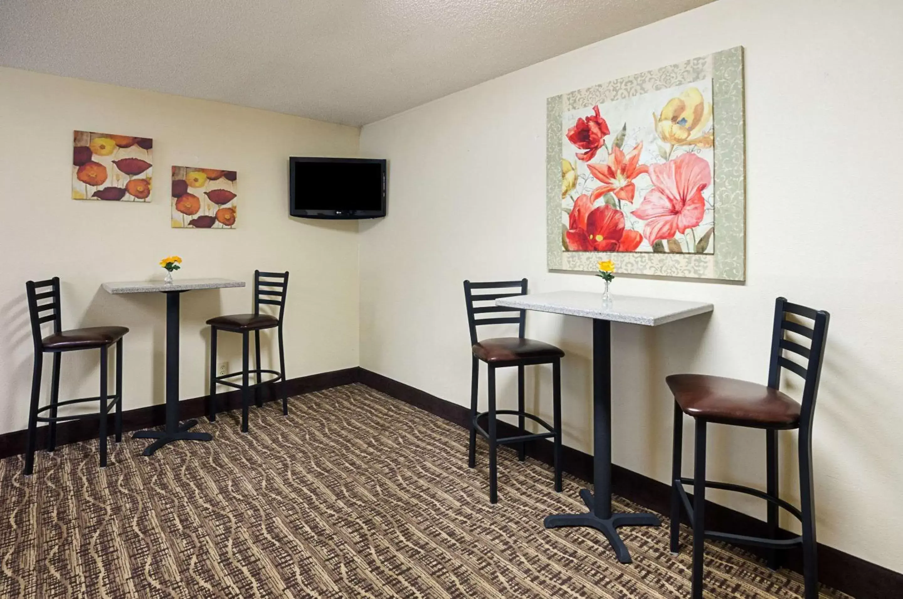 Restaurant/places to eat, Dining Area in Quality Inn Princeton