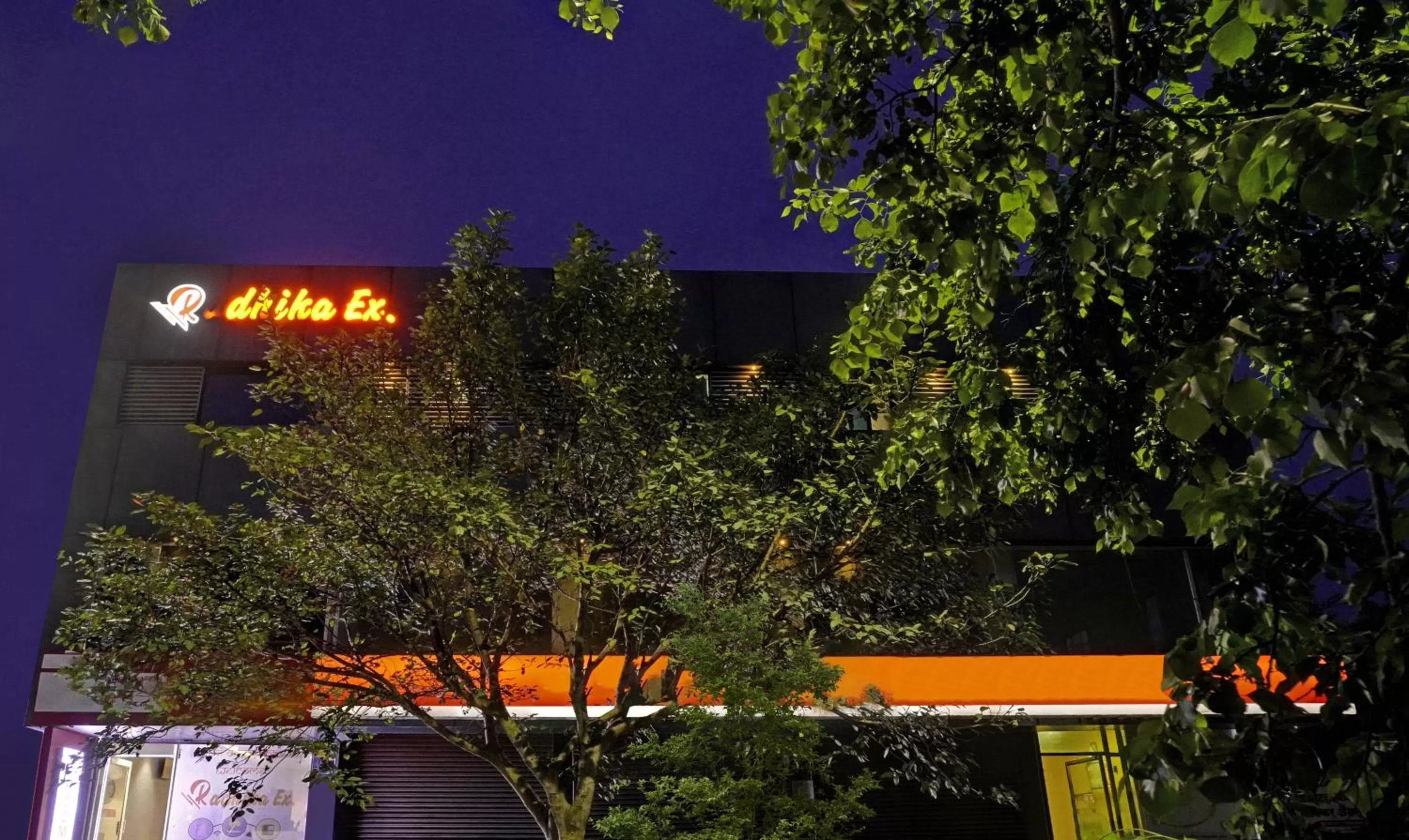 Property Building in Itsy By Treebo - Radhika Ex