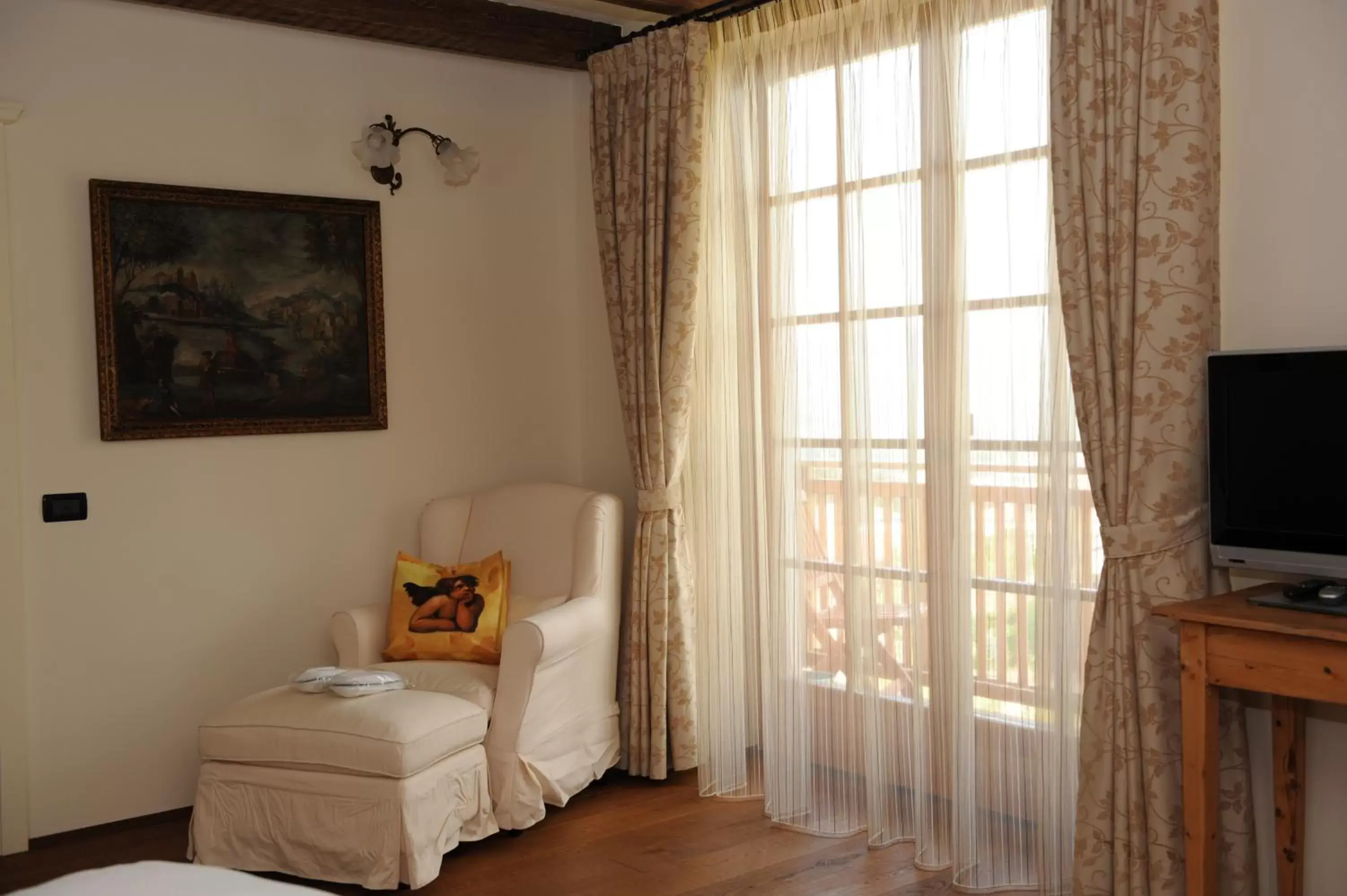 TV and multimedia, Seating Area in Hotel Relais Vecchio Maso