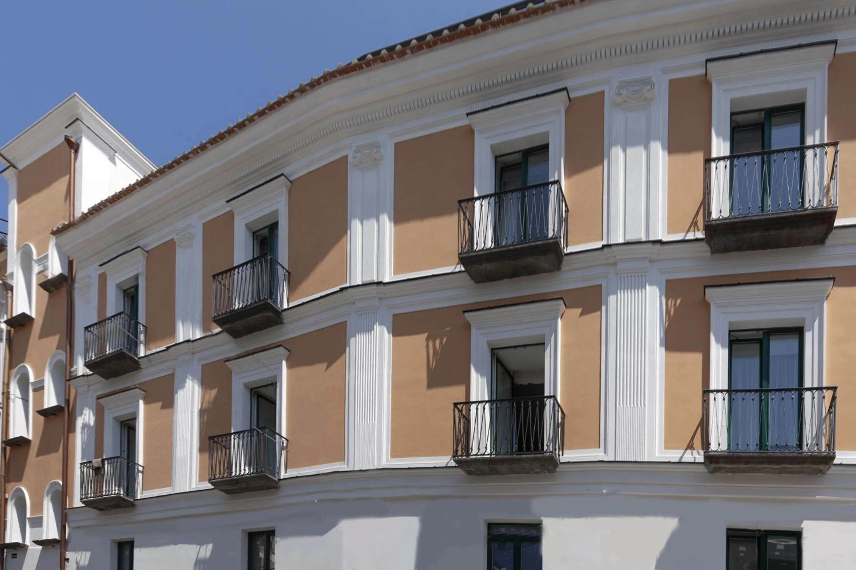 Property building in Antica Rheginna Luxury Room