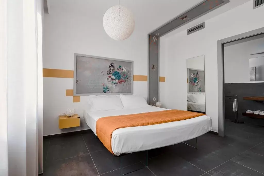Bed in nautilus b&b suite design