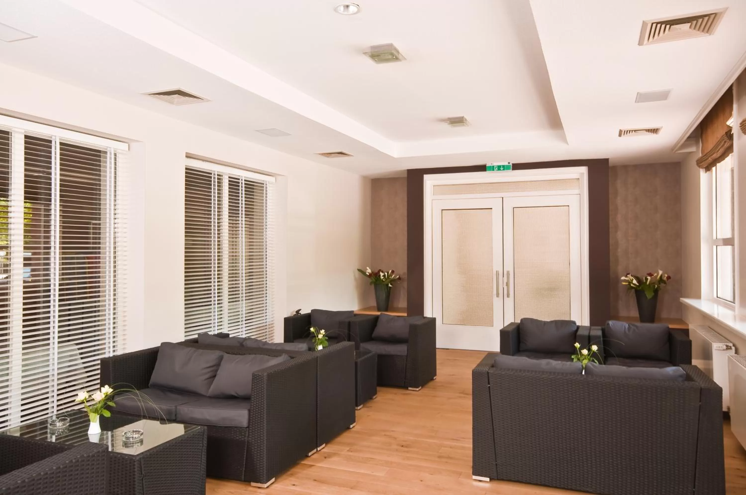 Communal lounge/ TV room in Hotel Quellenhof