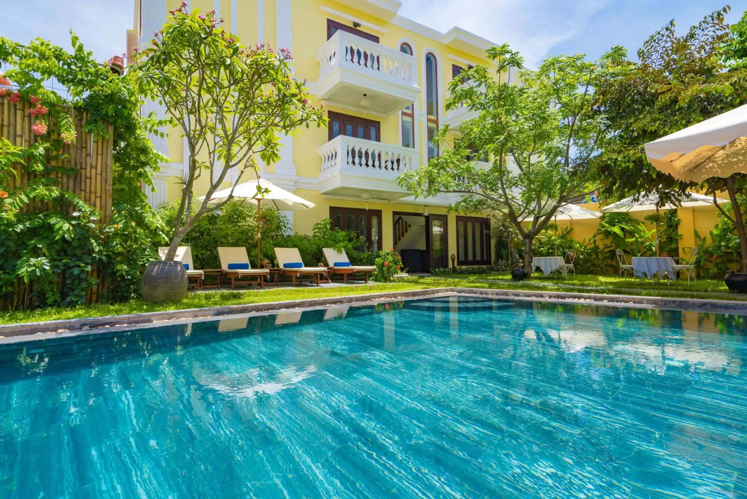 Swimming pool in Hoian Central Hotel