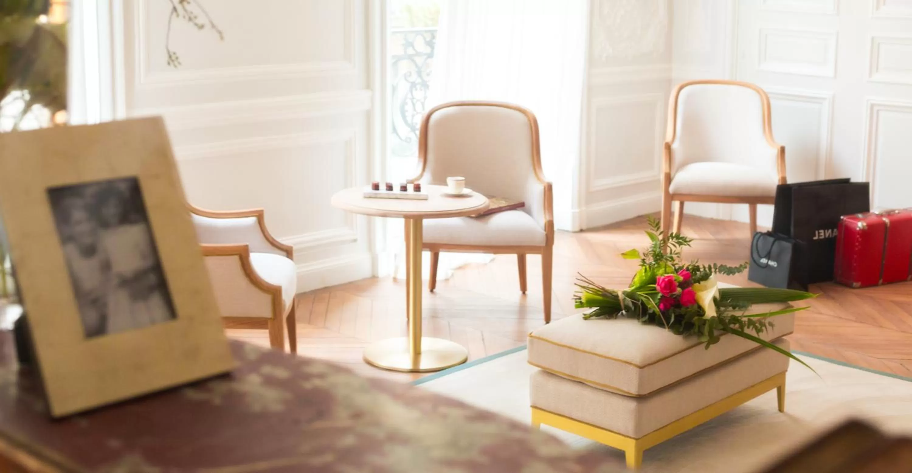 Seating area in Hôtel Alfred Sommier