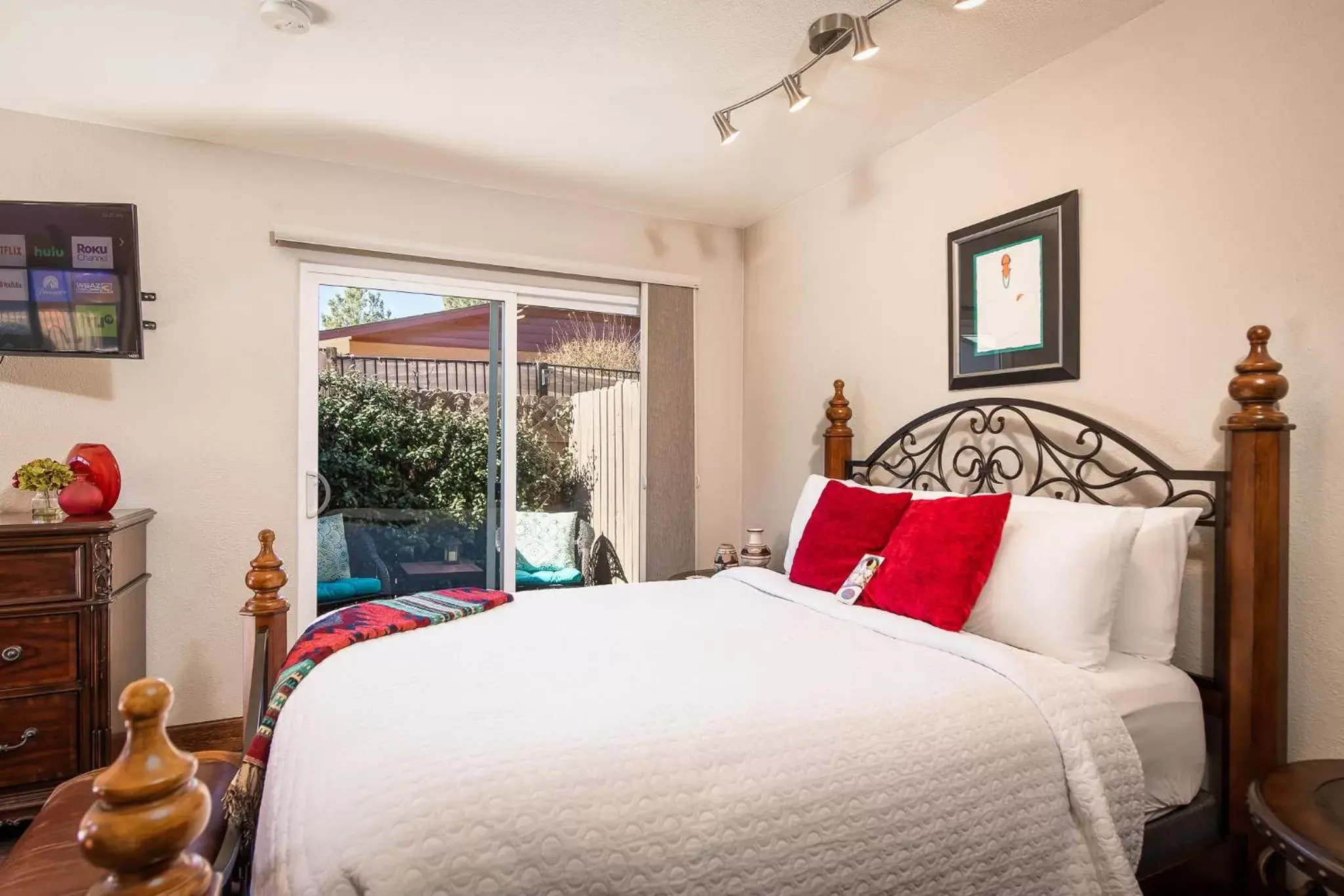 Bedroom, Bed in Whispering Creek Bed & Breakfast