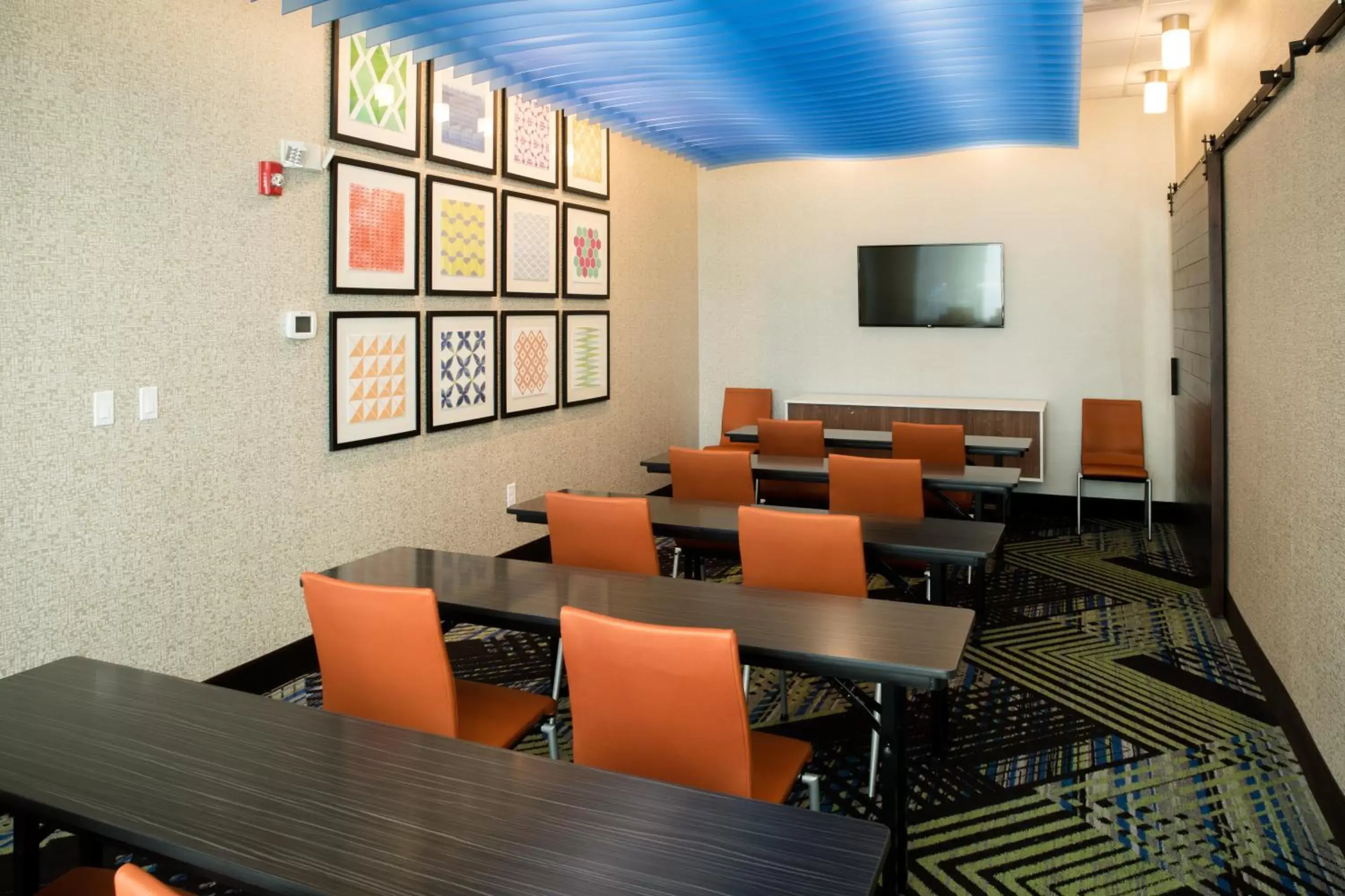 Meeting/conference room, Restaurant/Places to Eat in Holiday Inn Express - North Augusta South Carolina, an IHG Hotel