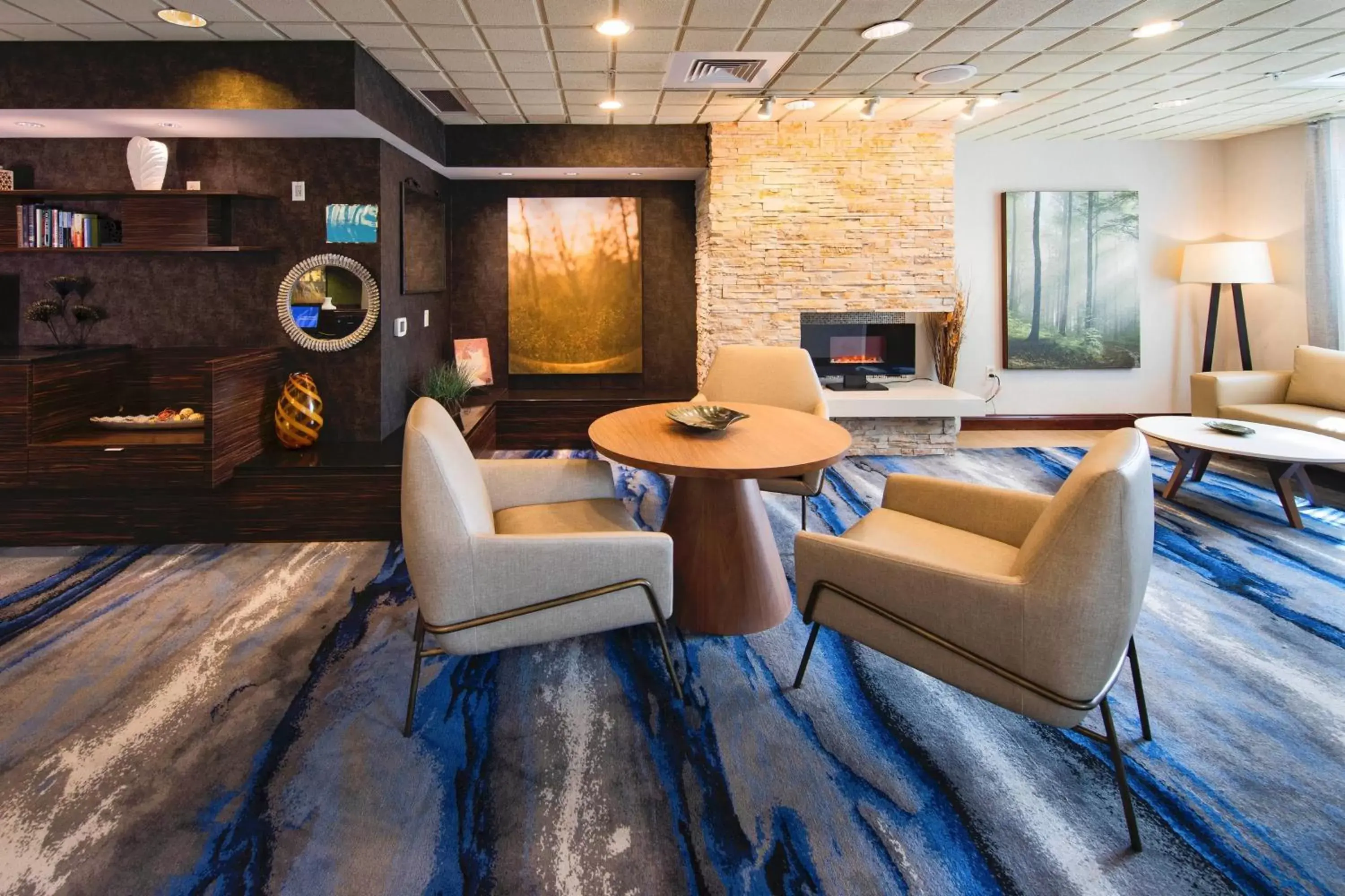 Lobby or reception, Seating Area in Fairfield Inn & Suites by Marriott Valdosta