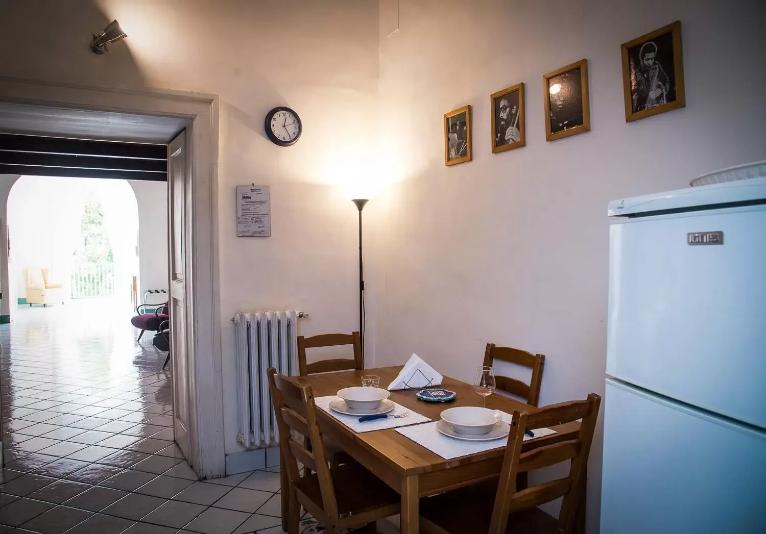 Kitchen or kitchenette, Dining Area in Home47