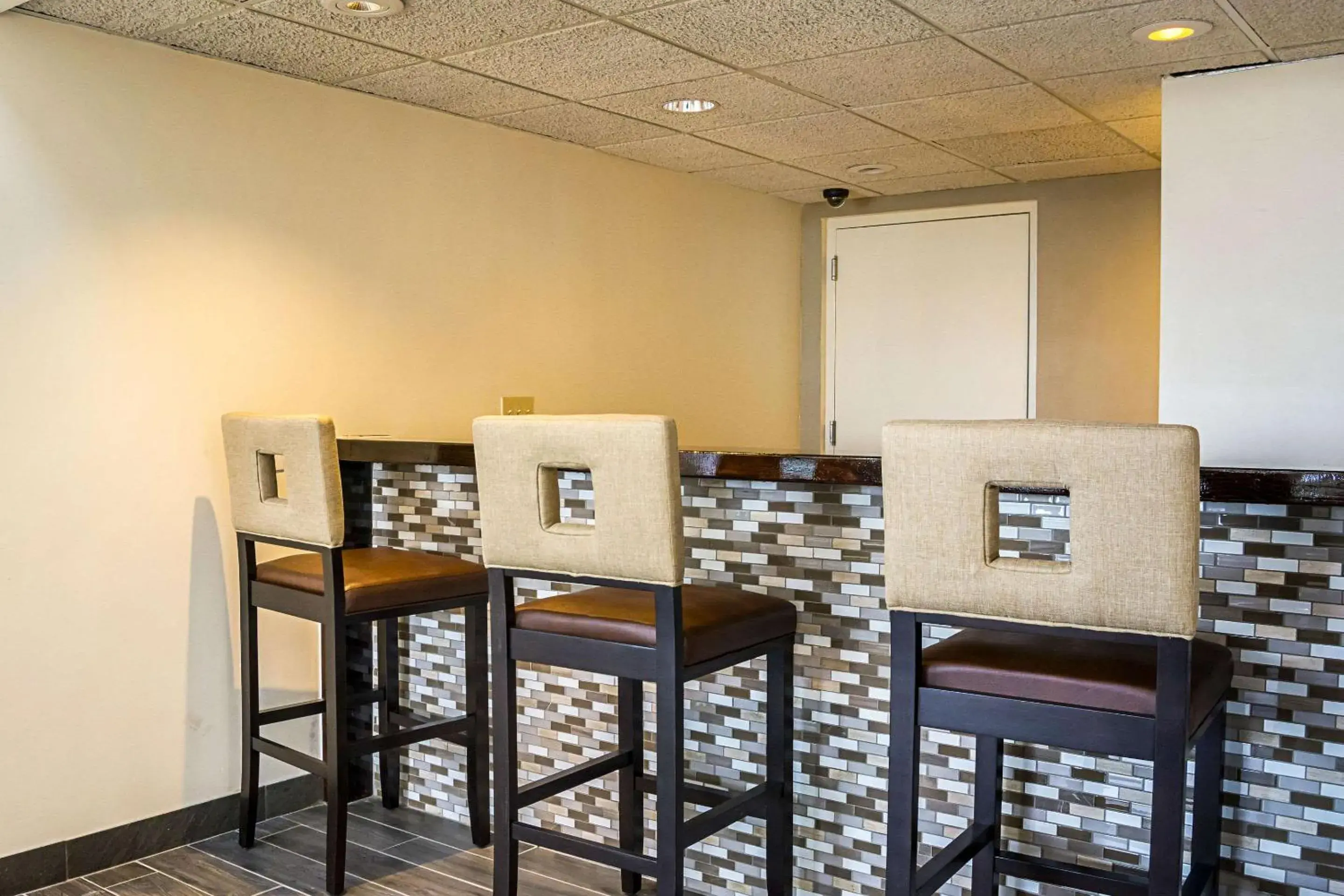 Restaurant/places to eat in Quality Inn & Suites Clackamas - Portland