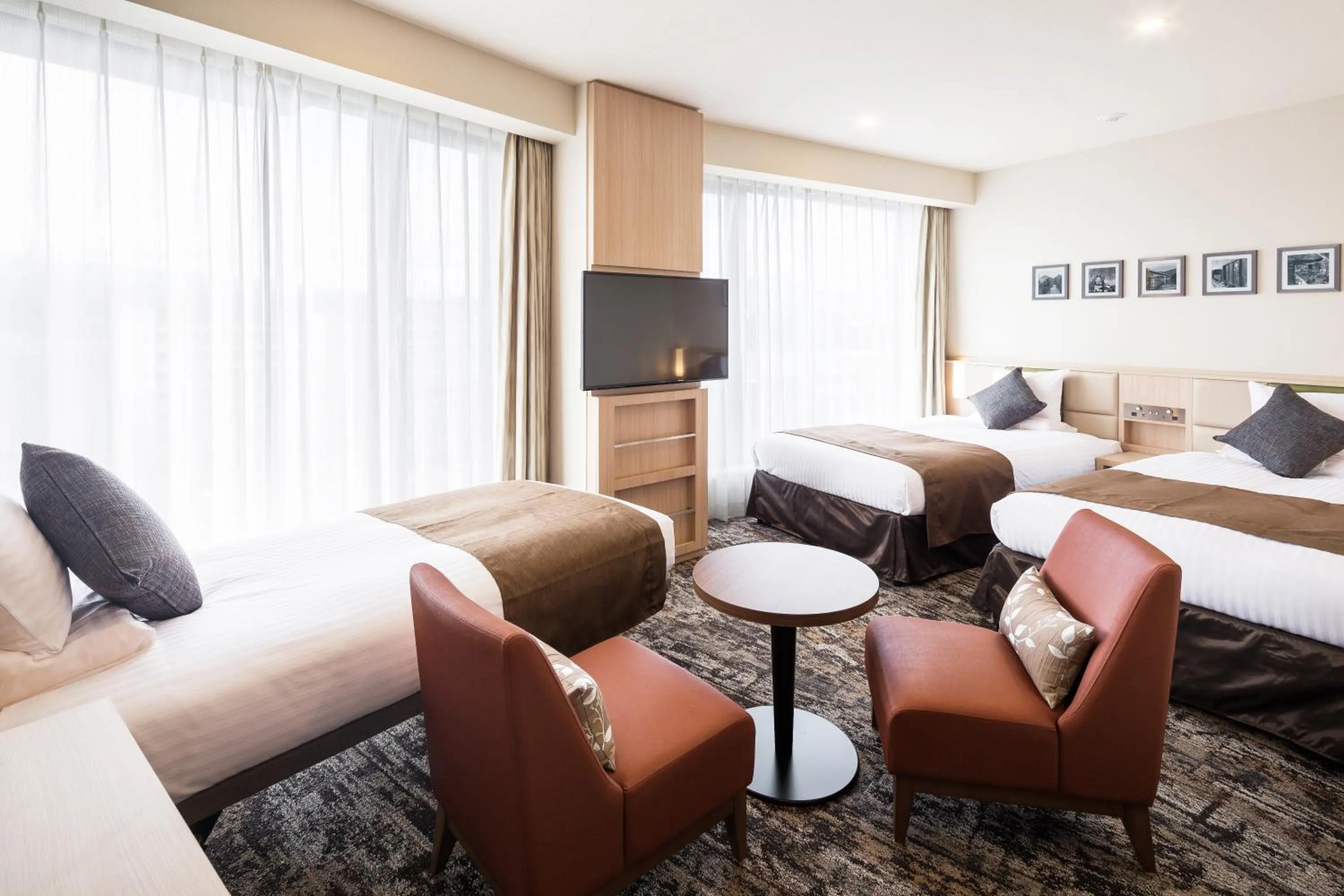 Photo of the whole room, Bed in HOTEL MYSTAYS Fuji Onsen Resort