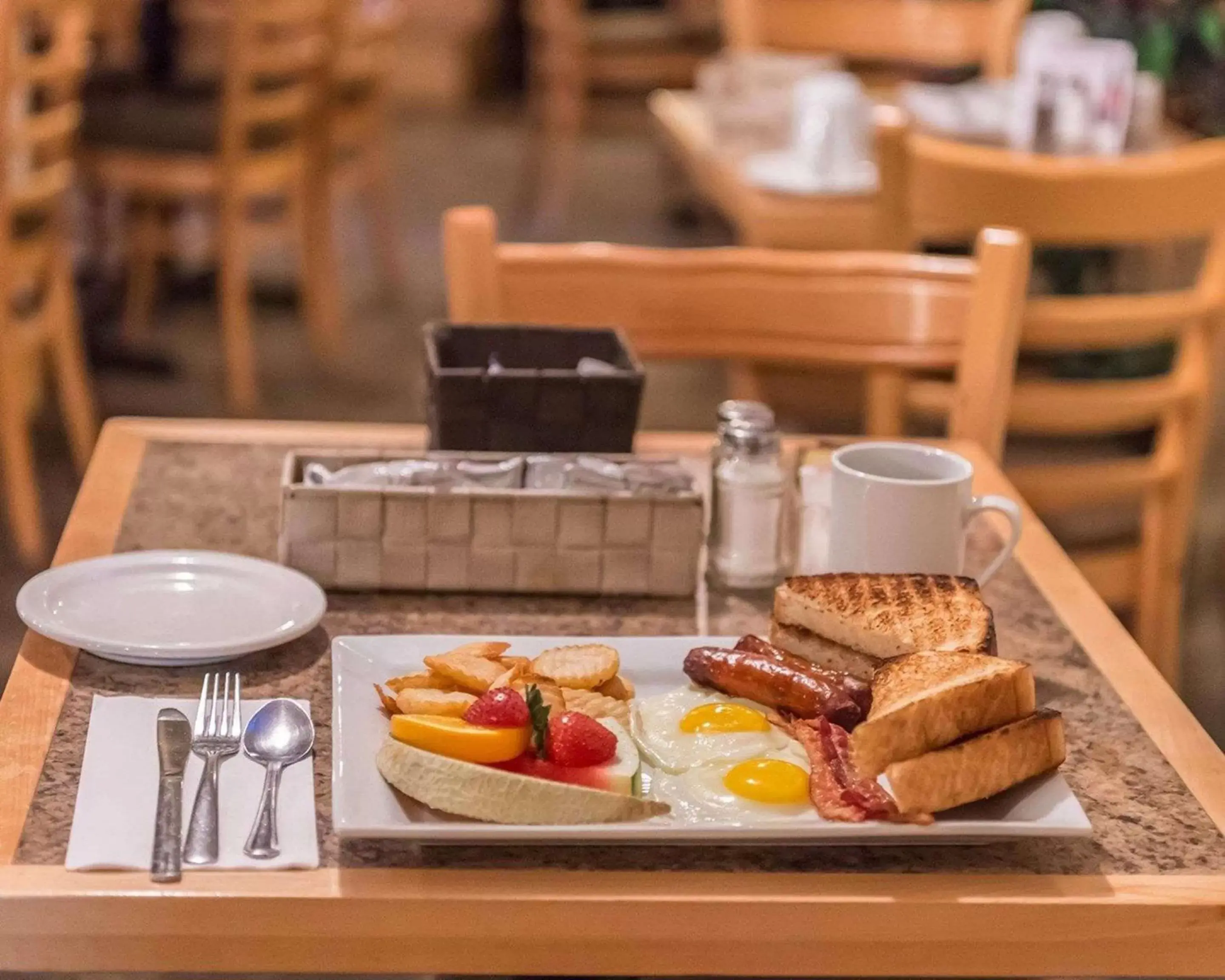 Restaurant/places to eat in Quality Inn Mont-Laurier Restaurant/places to eat in Quality Inn Mont-Laurier